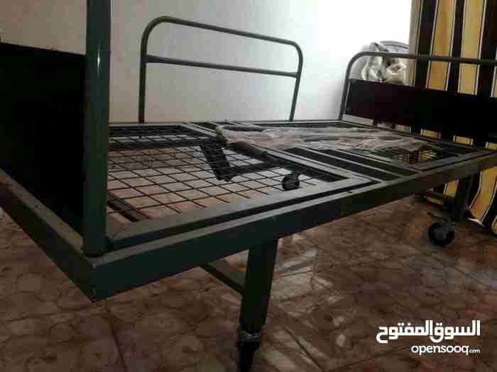 تخت طبي(عجلات) مفرد ونص مع مقابض تحكم يدوي فرشة مساج لعلاج تقرحات. ...(العقبة)
لا تنسَ أنك شاهدت هذا الإعلان في عنكبوت...