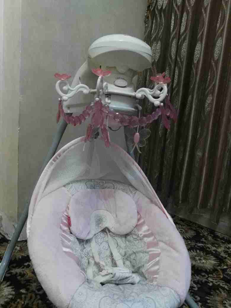 سرير اطفال كهربائي وارد بريطاني ماركة (Fisher-Price)
لا تنسَ أنك شاهدت هذا الإعلان في عنكبوت
سرير...