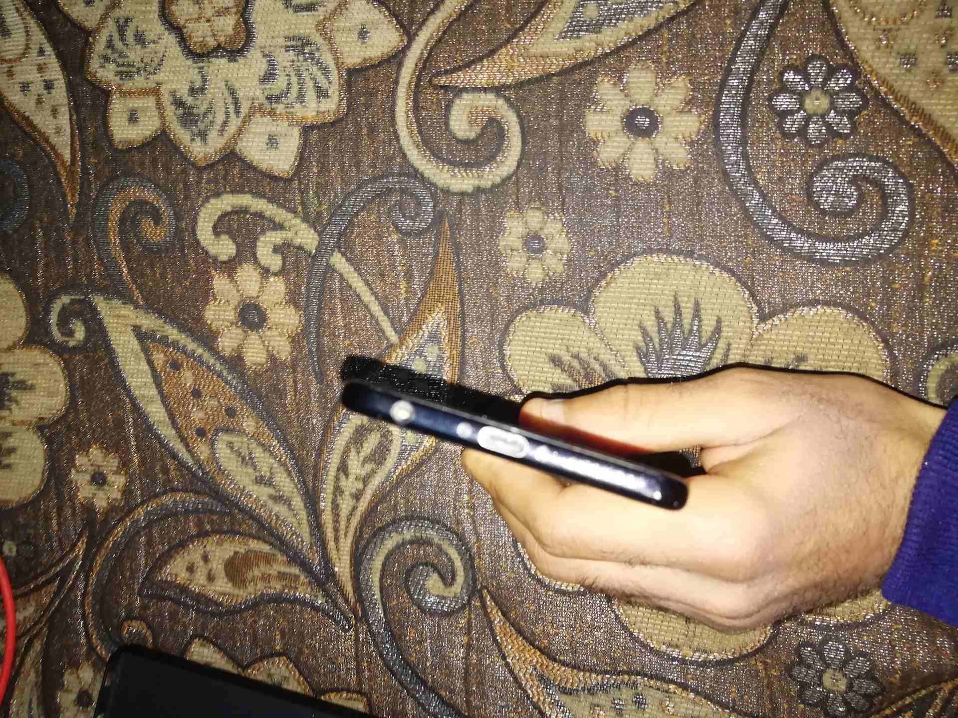 عرض لمدة ساعتين فقط هواوي نوفا 2 بلس
لا تنسَ أنك شاهدت هذا الإعلان في عنكبوت
معو جميع اغراضو...