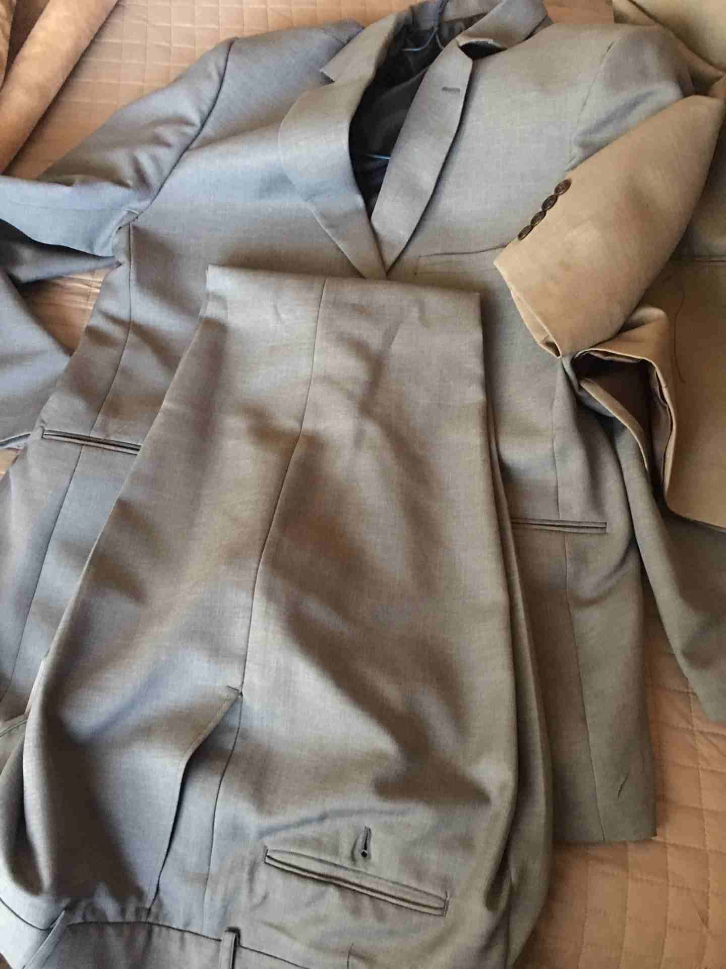 بدله عدد 2 جديد
لا تنسَ أنك شاهدت هذا الإعلان في عنكبوت
لون سكني بيج...
