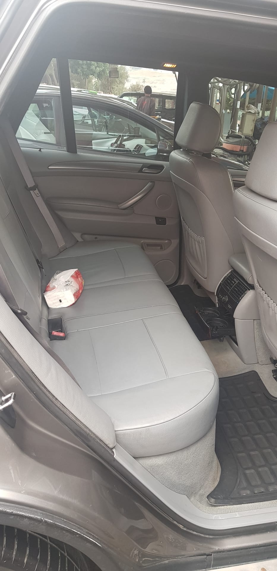 BMW X5 , 2005
لا تنسَ أنك شاهدت هذا الإعلان في عنكبوت
موديل 2005 اعلى صنف بحالة الوكالة لون ف...