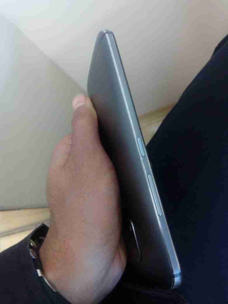 جهازmoto m رام 3 وذاكرة 32 جهاز قوي جدآ وسريع
لا تنسَ أنك شاهدت هذا الإعلان في عنكبوت
جهازmot...