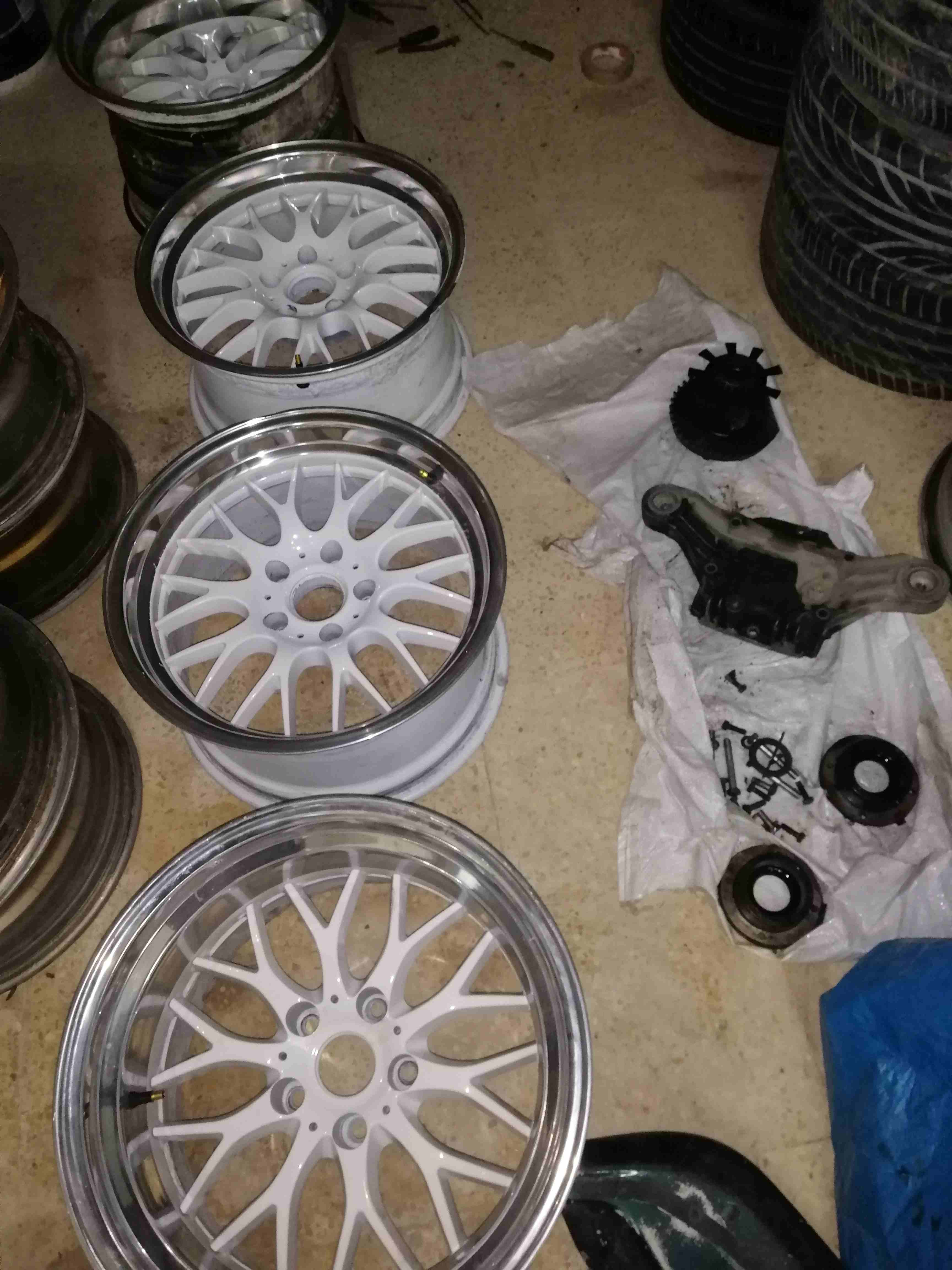 جنط 17 اصلي
لا تنسَ أنك شاهدت هذا الإعلان في عنكبوت
جنط 17 اصلي
شفف أمامي خلفي
دهان جديد
الجنط وك...