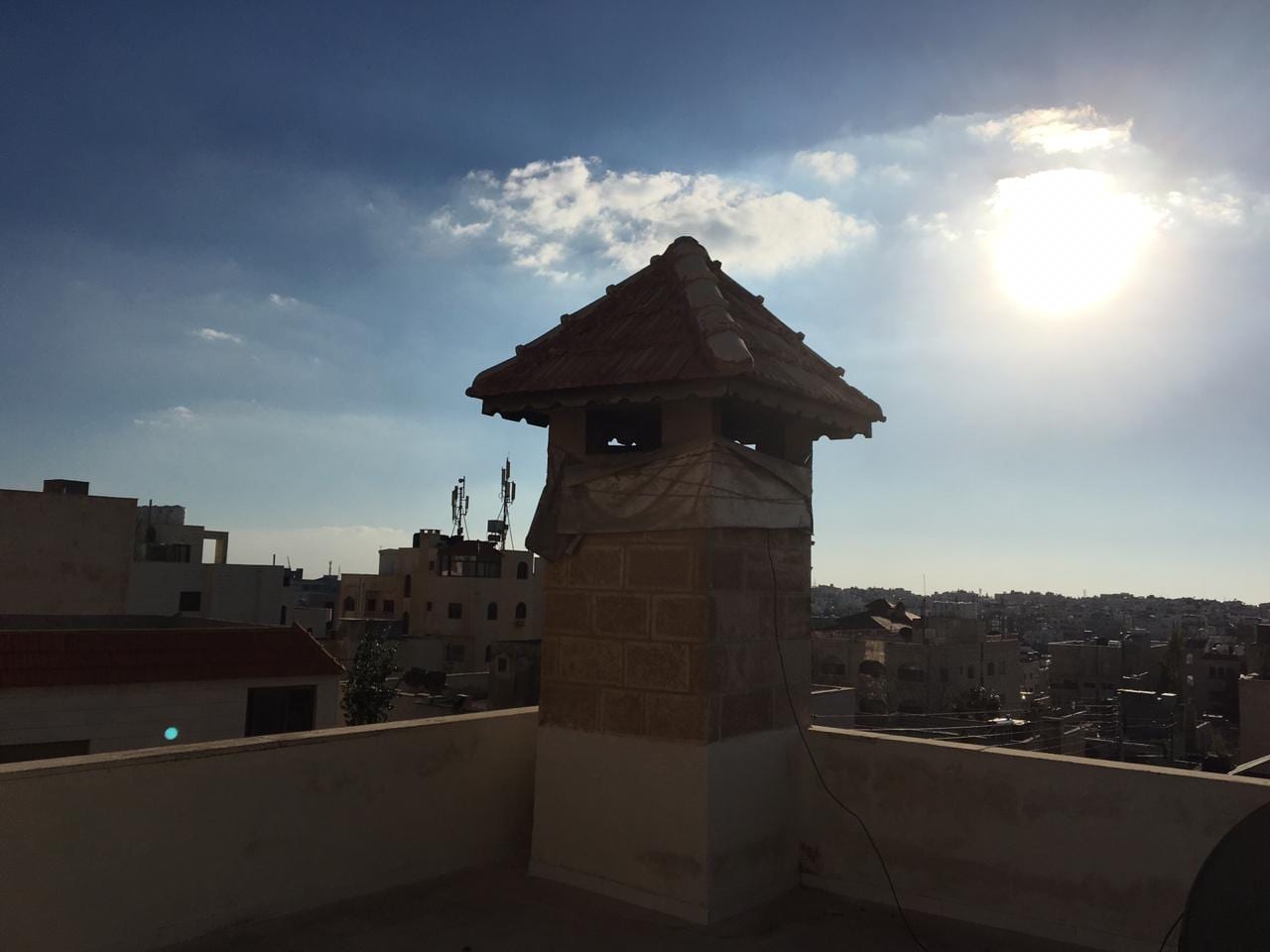 فيلا فخمة فارغة للايجار السنوي في أرقى أحياء عمان
لا تنسَ أنك شاهدت هذا الإعلان في عنكبوت
فيل...