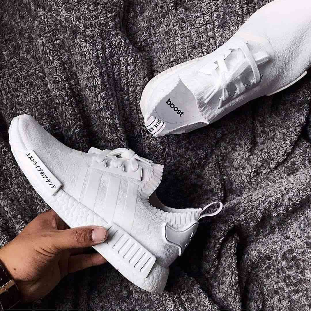 عمان...
لا تنسَ أنك شاهدت هذا الإعلان في عنكبوت
New collection for women
- Size : 36- 37- 38...