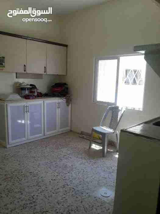 && شقة طابق اول للايجار جبل النصر حي الخلايلة
لا تنسَ أنك شاهدت هذا الإعلان في عنكبوت...