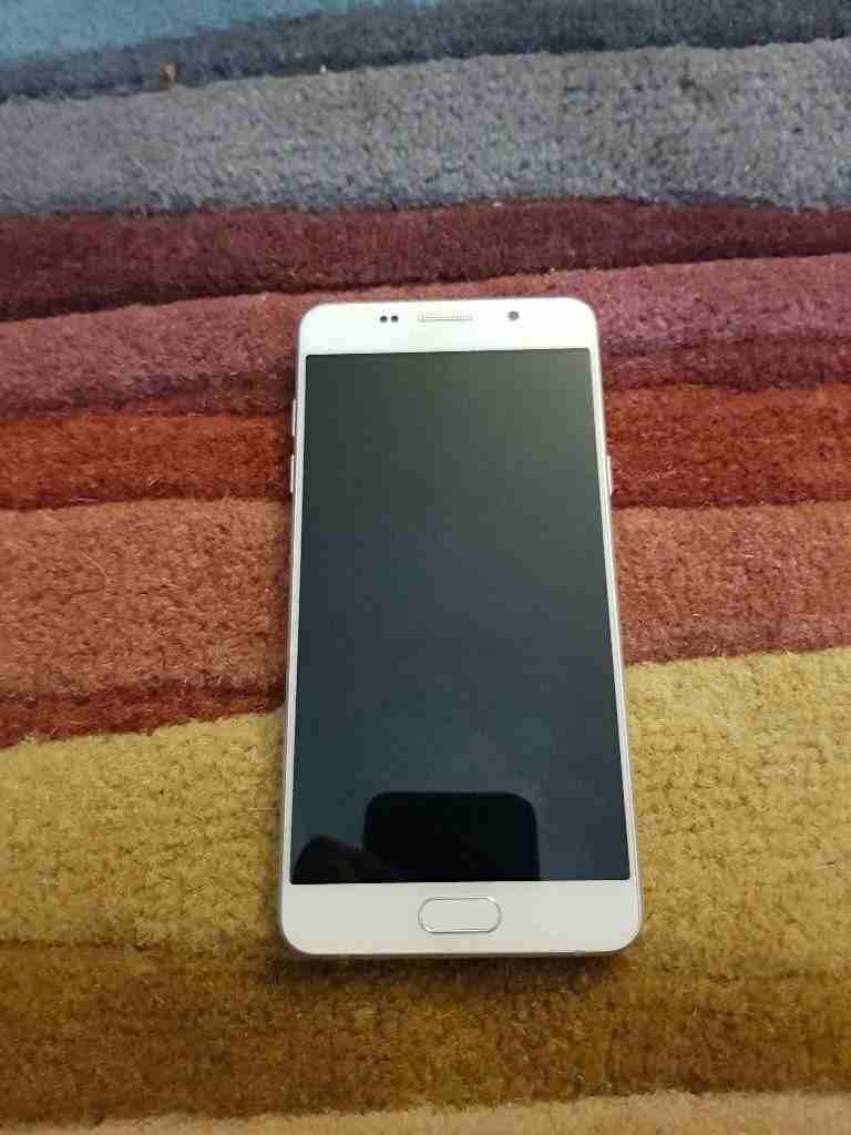 مطلوب s7 edge مكسور شاشه يكون فحص للبدل
لا تنسَ أنك شاهدت هذا الإعلان في عنكبوت
سامسونج جلاكسي A5...
