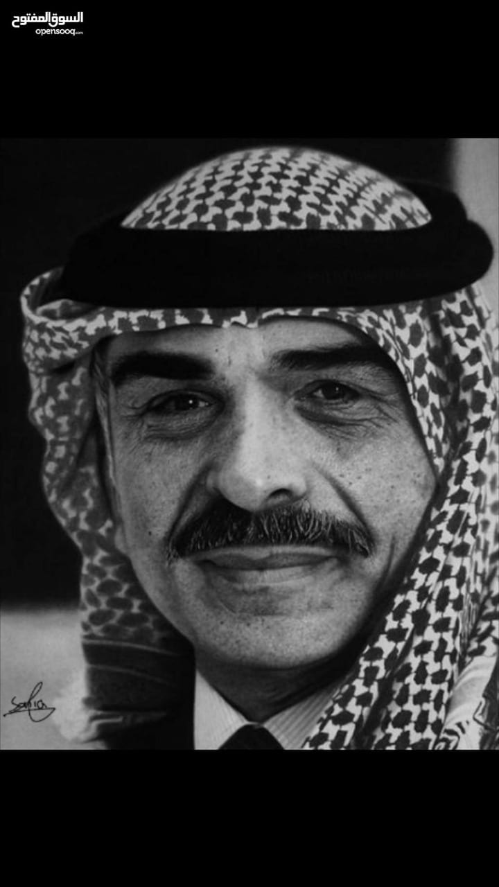 رسم شخصيات بالفحم
لا تنسَ أنك شاهدت هذا الإعلان في عنكبوت
ارسم صورتك بالفحم او صورة شخص عزيز...