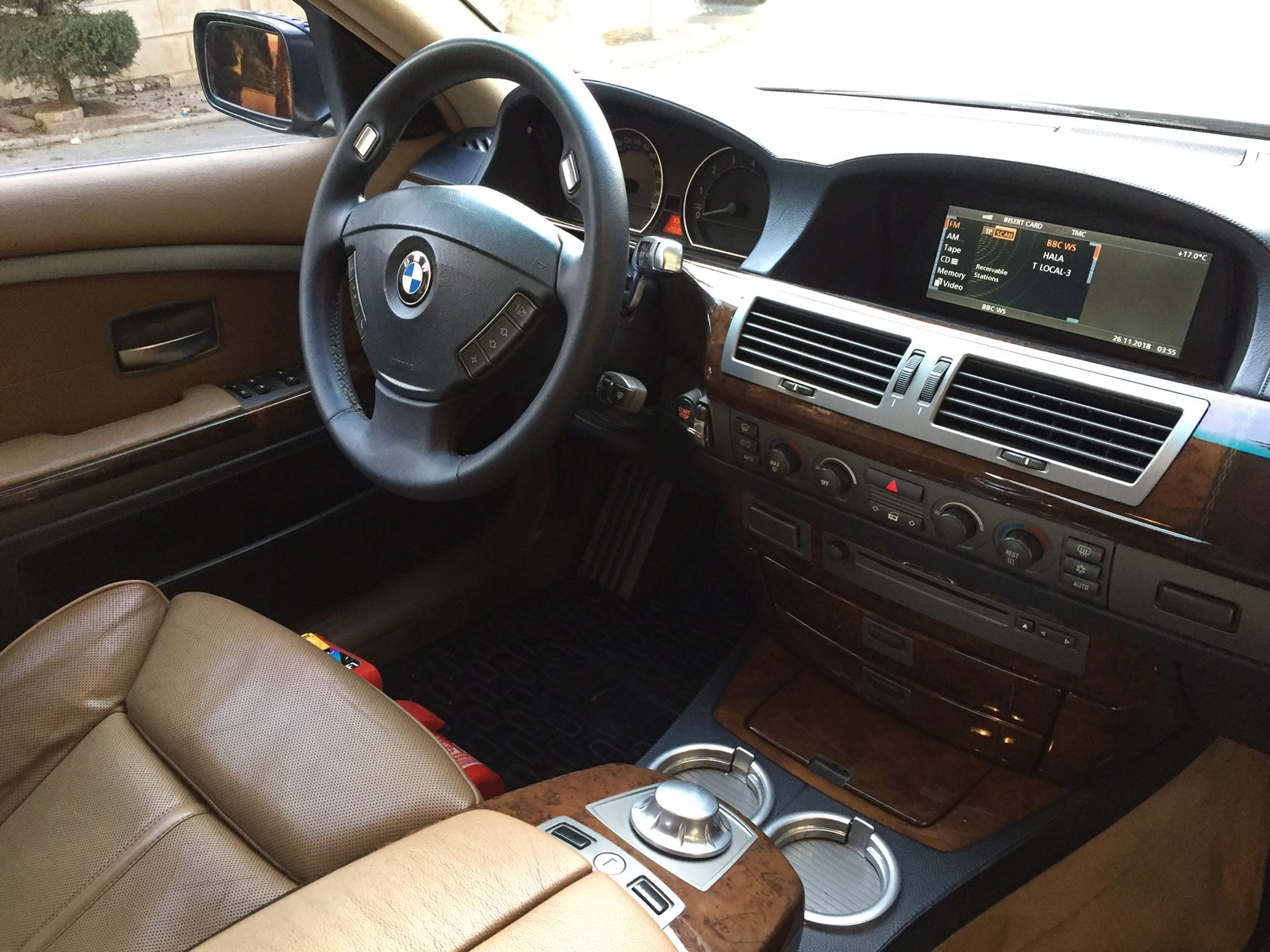 BMW 760 Li
لا تنسَ أنك شاهدت هذا الإعلان في عنكبوت
‏Bmw 760 Li (2004)
‏Converted (200...