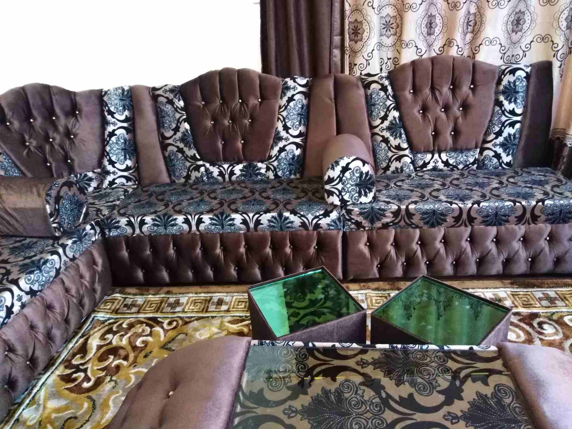 مجلس تفصيل 18 مقعد
لا تنسَ أنك شاهدت هذا الإعلان في عنكبوت
بحال وكاله...