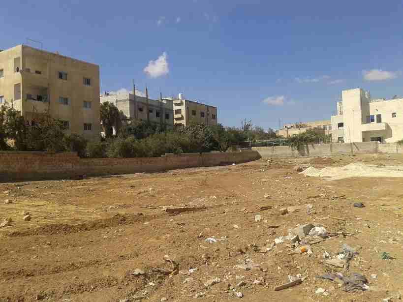 الأردن - عمان
قطعة ارض في الجويدة/ حي الباير
حوض: المستندات و أم زعرورة
المساحة: 756م
الموقع: قرب حديقة الجويدة و مدرسة الجويدة الأساسيّة المختلطة
واجهة على الشارع 24م بطول 31.3م تقريبا
شارع 12م...