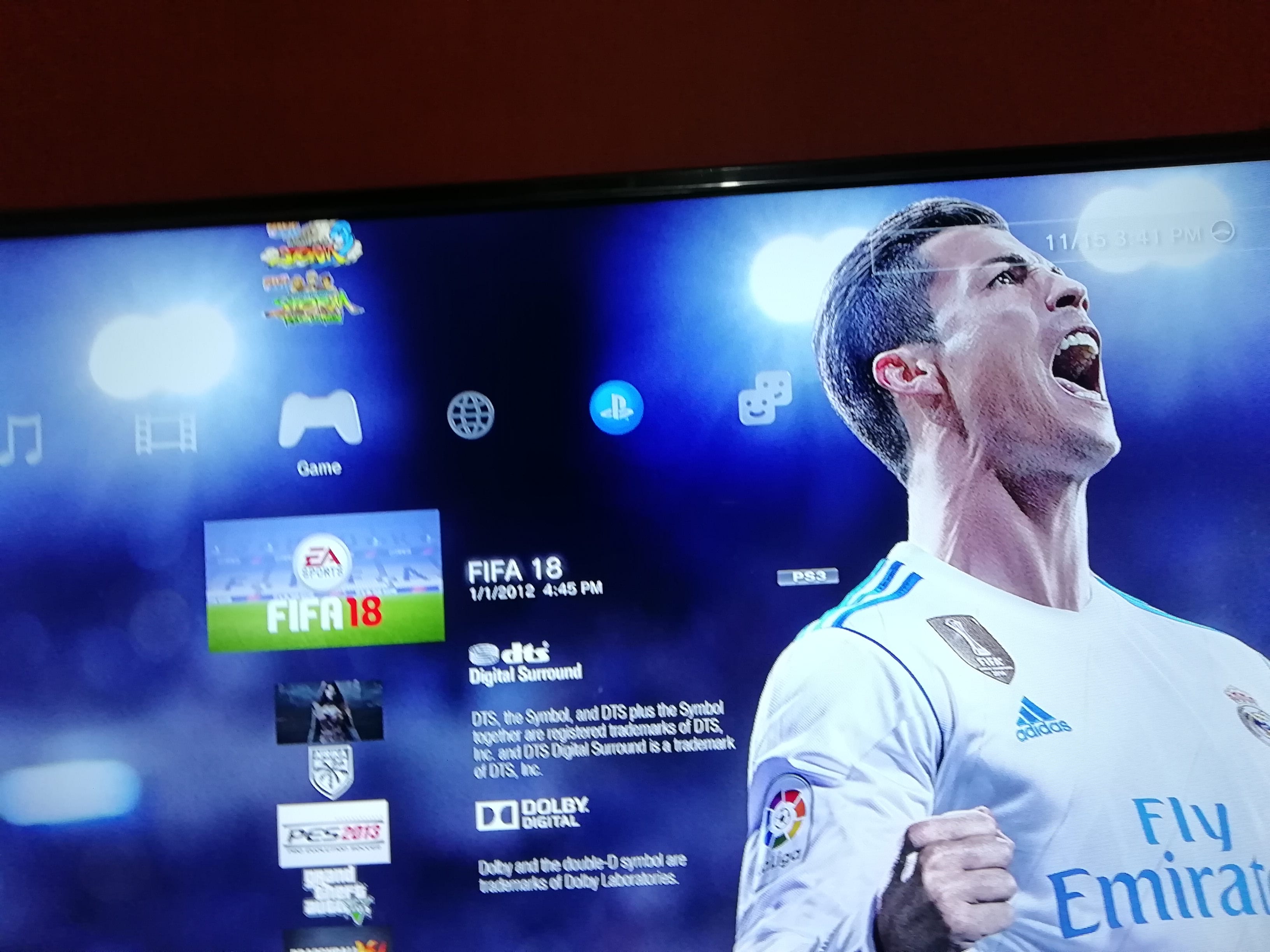 بلايستيشن 3 معدل سوبر سليم 500 جيجا عليه 46 لعبه معاه جميع أغراضه
لا تنسَ أنك شاهدت هذا الإعلان في عنكبوت...