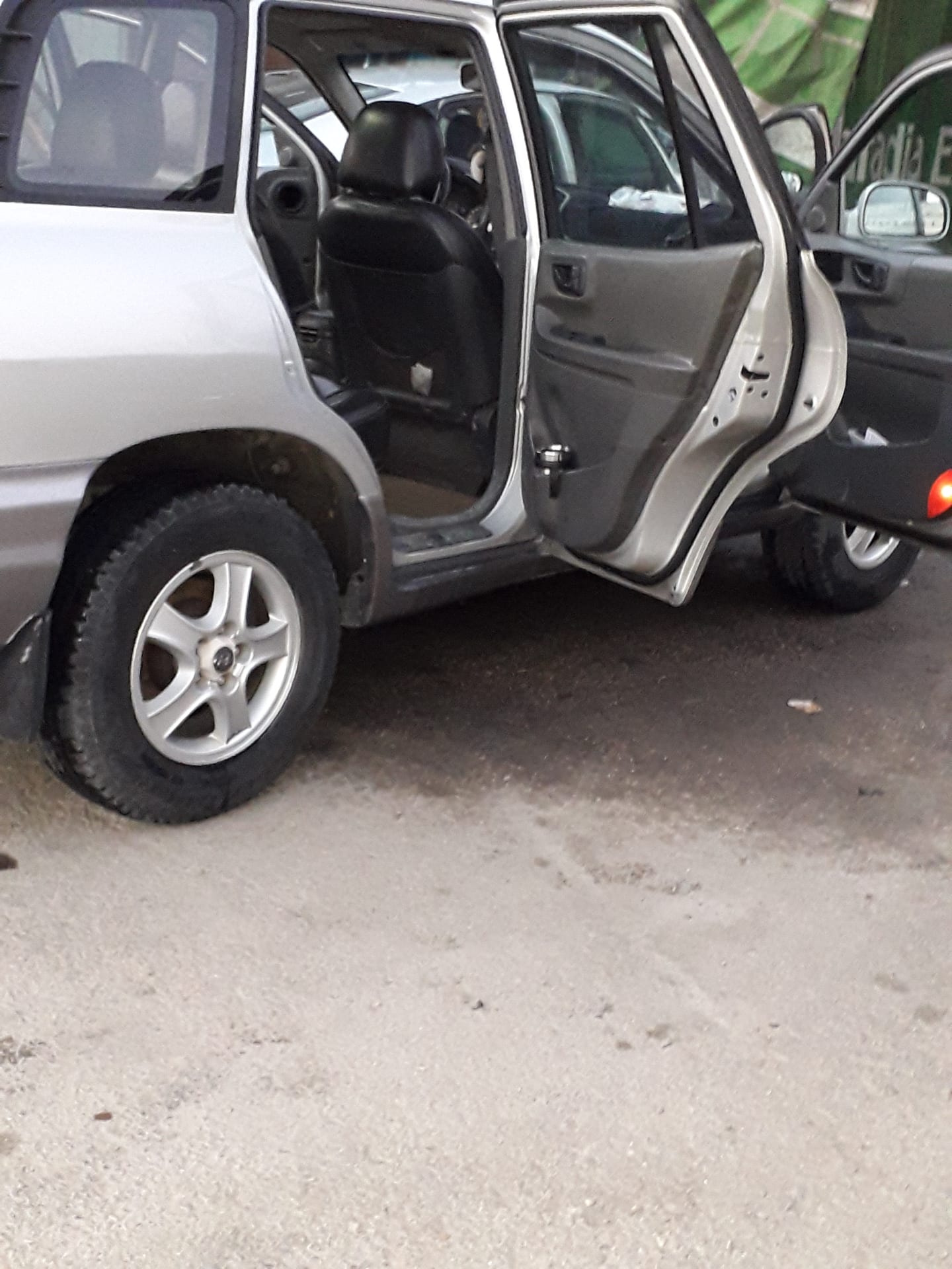 جيب هونداي سنتافي 2001 السياره جاهزيه ميه بلميه فحص 7جيد بودي جيد جدا الكوشوك جي
لا تنسَ أنك شاهدت هذا الإعلان في عنكبوت...