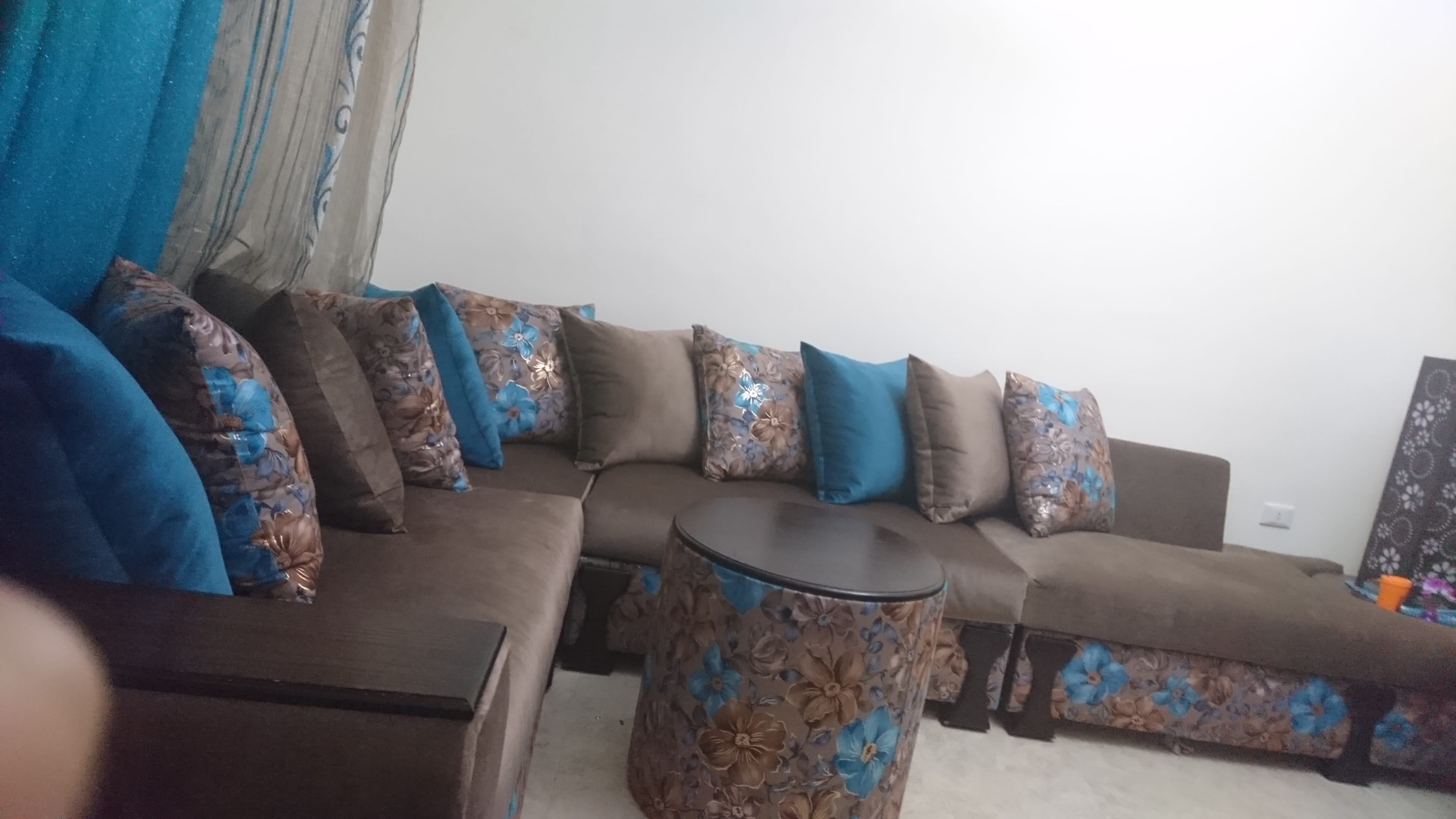 كنب صالون للبيع باسعار مناسبه
لا تنسَ أنك شاهدت هذا الإعلان في عنكبوت
عفش بيت كامل شبه جديد ل...