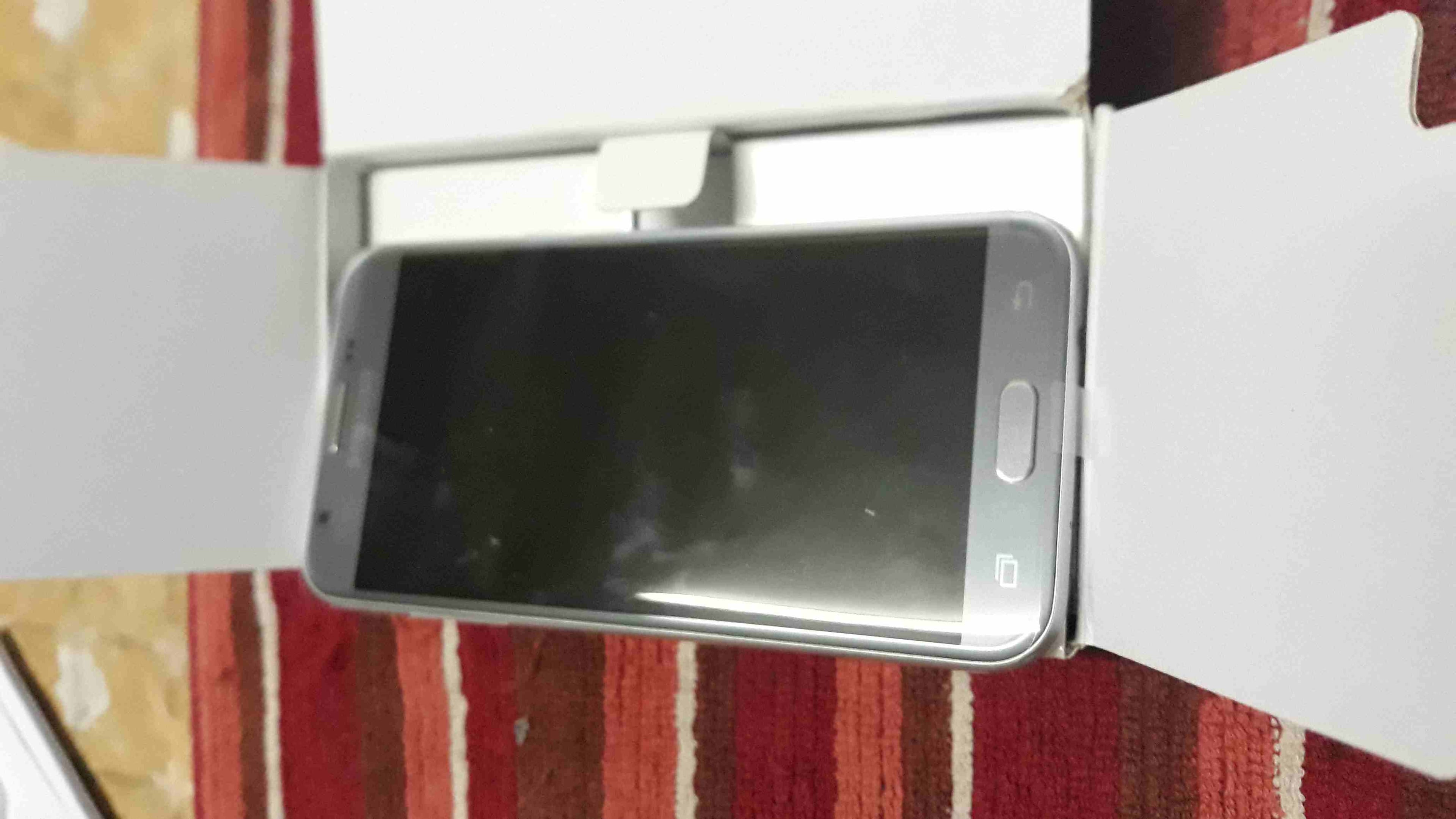 جديد بالكرتونة Samsung Galaxy
لا تنسَ أنك شاهدت هذا الإعلان في عنكبوت
سامسونج جالكسي جديد بالكرتو...