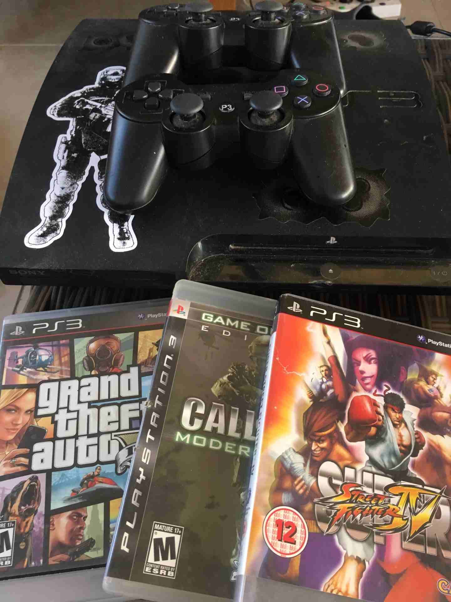 بلايستيشن 3 مشفرة للبيع.-playstation 3
لا تنسَ أنك شاهدت هذا الإعلان في عنكبوت
بلايستيشن 3 125 جي...