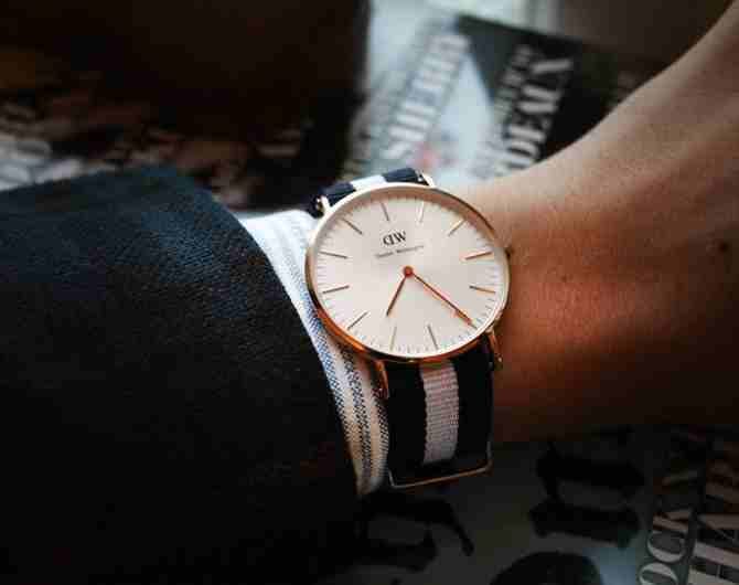 Daniel Wellington (DW) wrist watches
لا تنسَ أنك شاهدت هذا الإعلان في عنكبوت
available in differe...