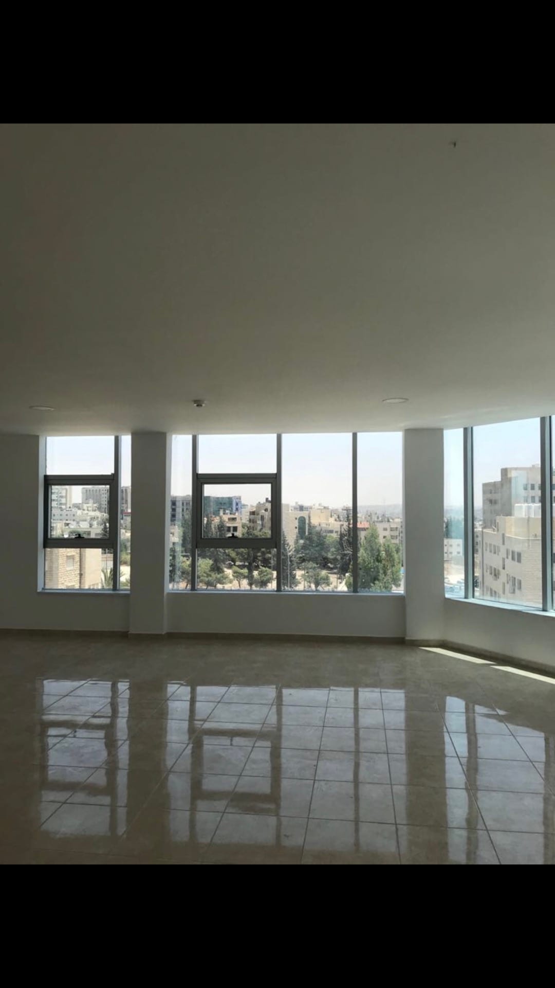 من المالك:مجمع جديد وحديث في العبدلي بمساحات متنوعة وتشطيبات مميزة
لا تنسَ أنك شاهدت هذا الإعلان في عنكبوت...