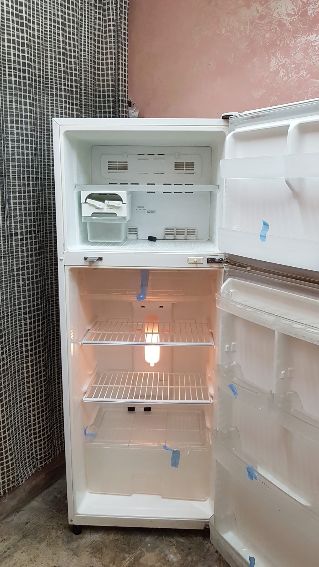 جديده استعمال شهرين انفيرتر نوفروست
لا تنسَ أنك شاهدت هذا الإعلان في عنكبوت
ثلاجة 20قدم تبريد...