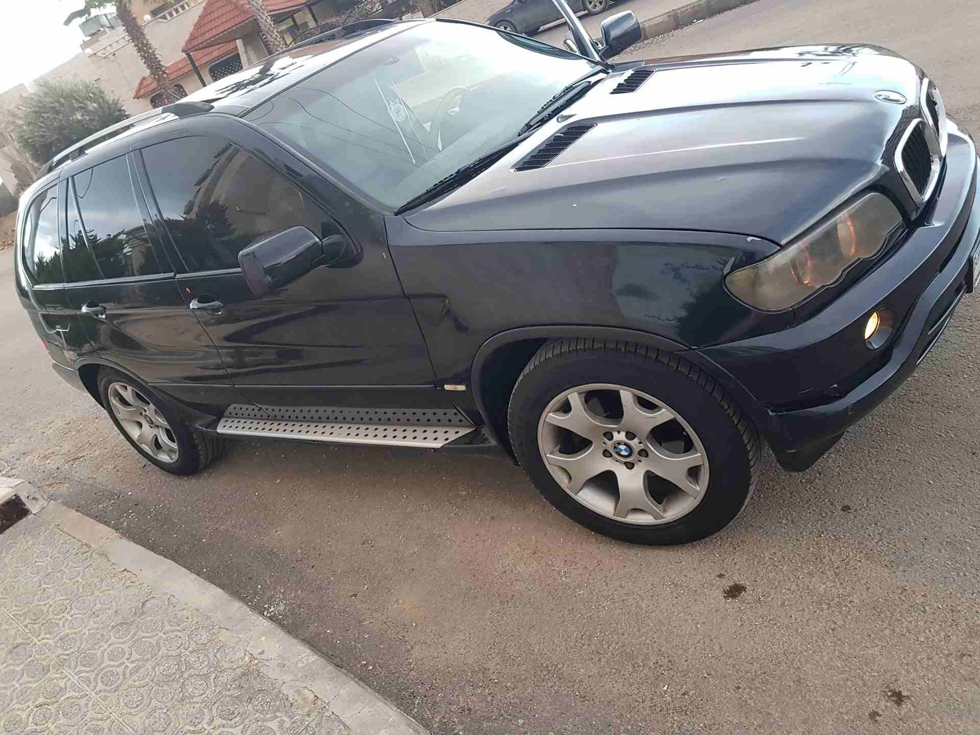 x5 2002 لون كحلي
لا تنسَ أنك شاهدت هذا الإعلان في عنكبوت
x5 لون كحلي 2002
فل كامل
فتحه كرستال
ف...