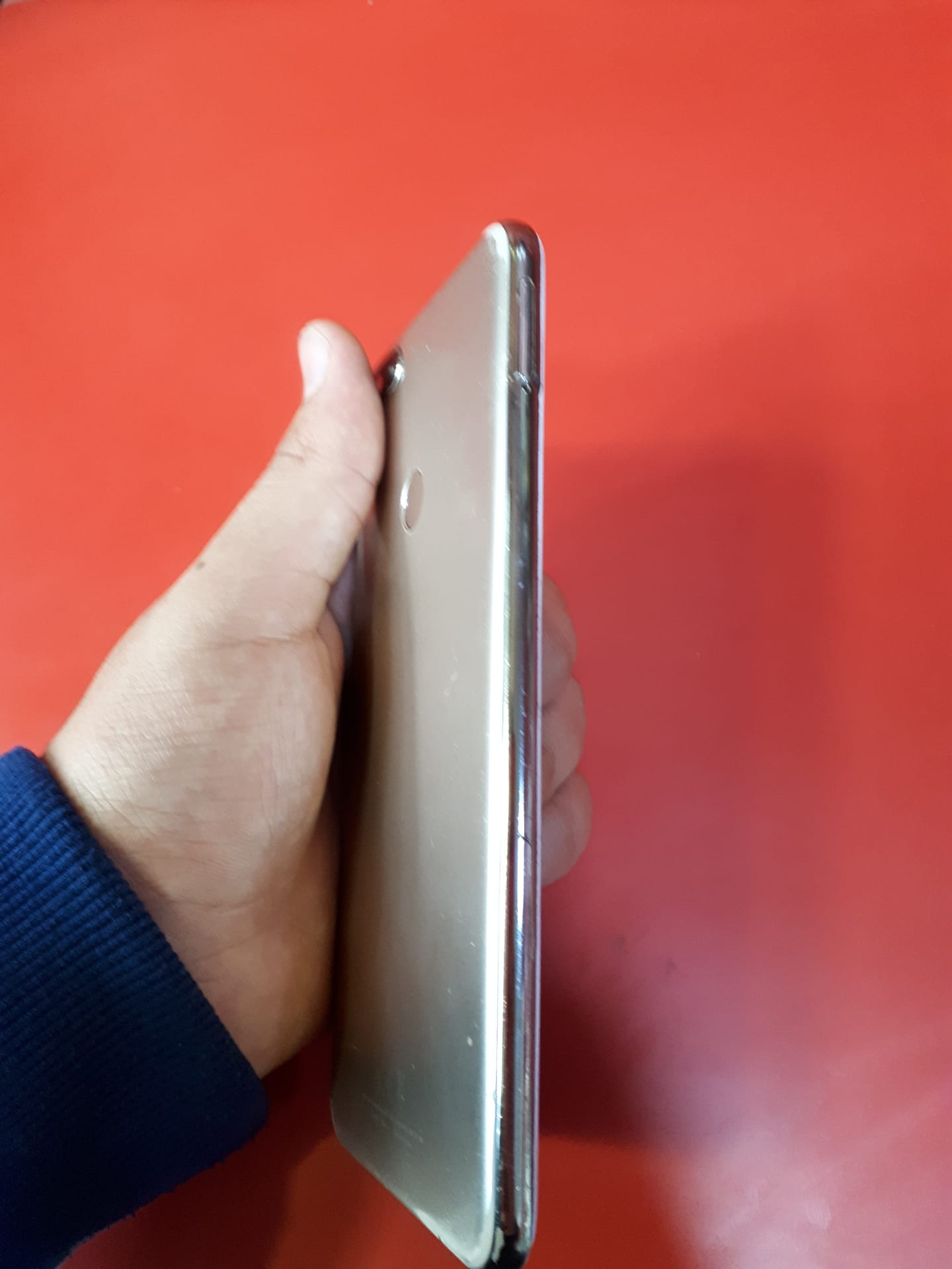 هواوي Y7 prime 2018
لا تنسَ أنك شاهدت هذا الإعلان في عنكبوت
جهاز هواوي y7 2018 وكالة لون ذهبي...