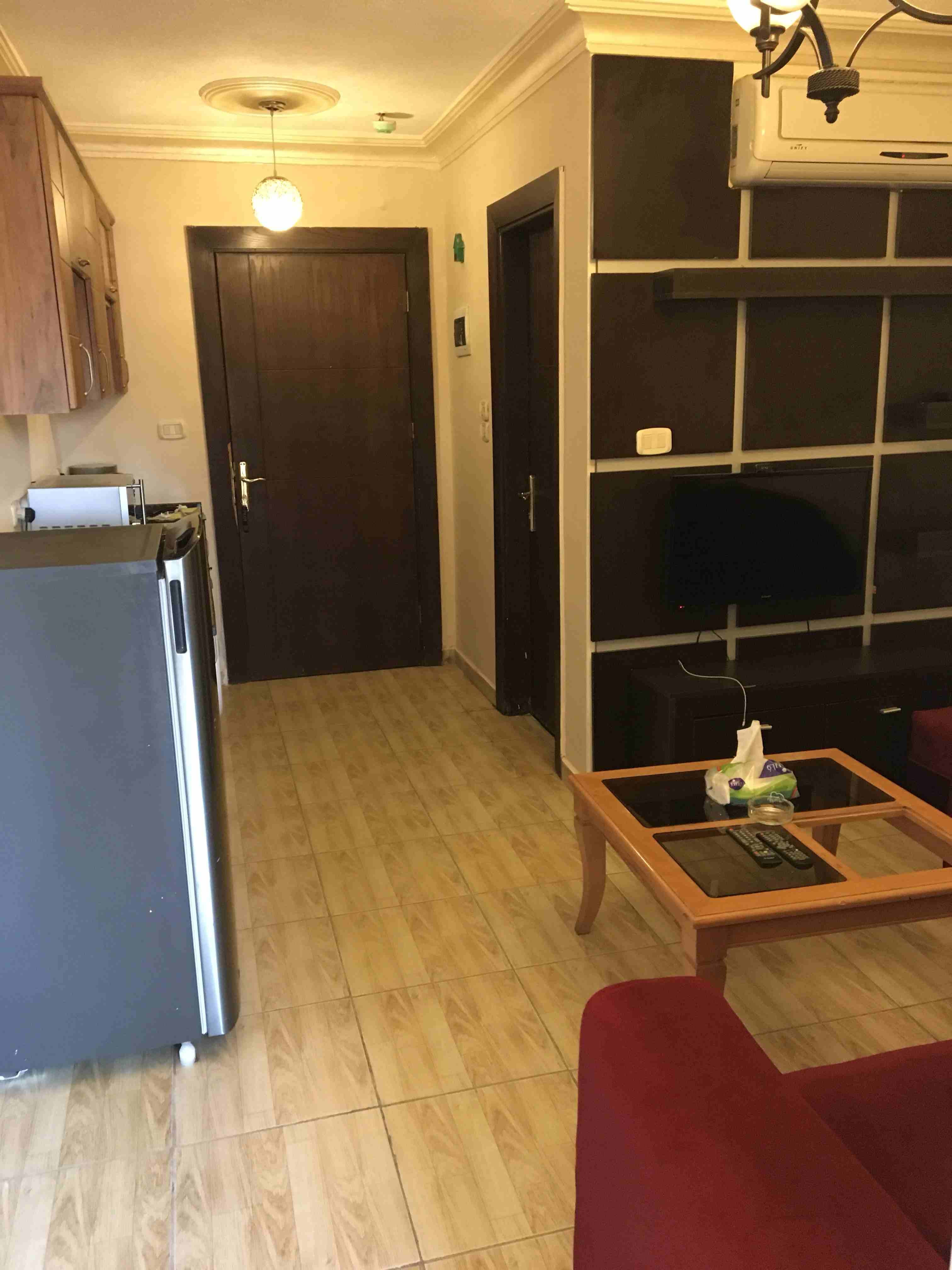 ستوديو مفروش فاخر خلف الهوليدي ان Furnished studio (next to holiday-inn hotel) للبيع او الإيجار
لا تنسَ أنك شاهدت هذا الإعلان في عنكبوت...