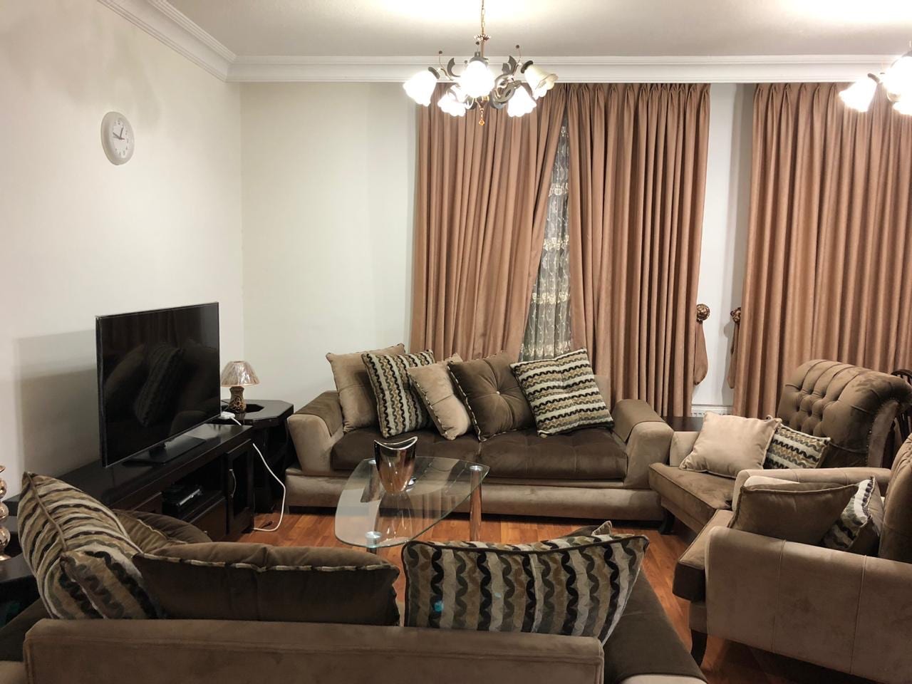 عبدون الشمالي مقابل الموسيقار بنايه رقم 49
لا تنسَ أنك شاهدت هذا الإعلان في عنكبوت
Abdoun als...