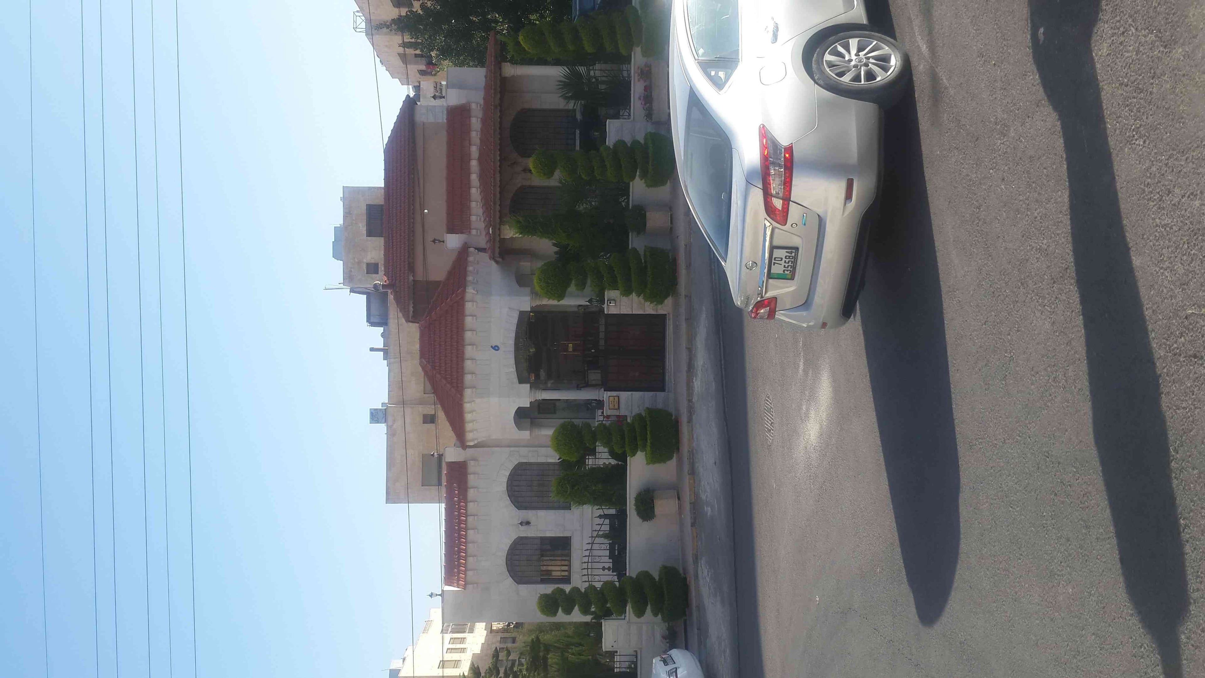 الجبيهه فيلا مستقله فخمه جدا جدا موقع مميز ارض 1050م بناء 650م
لا تنسَ أنك شاهدت هذا الإعلان في عنكبوت...