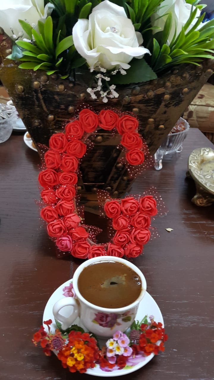 ورد صناعي
لا تنسَ أنك شاهدت هذا الإعلان في عنكبوت
تنسيقات زهور صناعية ومسكات عرائس واحرف ورد...