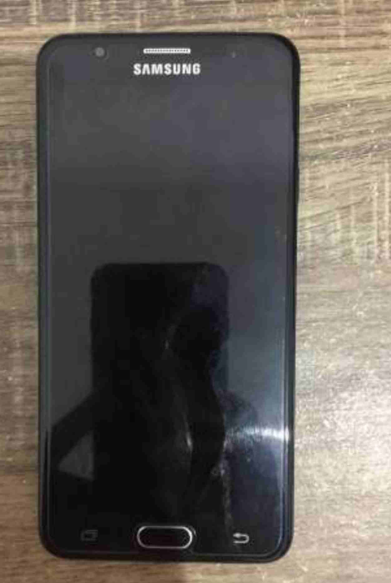 موبايل J7 prime للبيع نظيف جدا جدا
لا تنسَ أنك شاهدت هذا الإعلان في عنكبوت
موبايل للبيع معاه الكر...