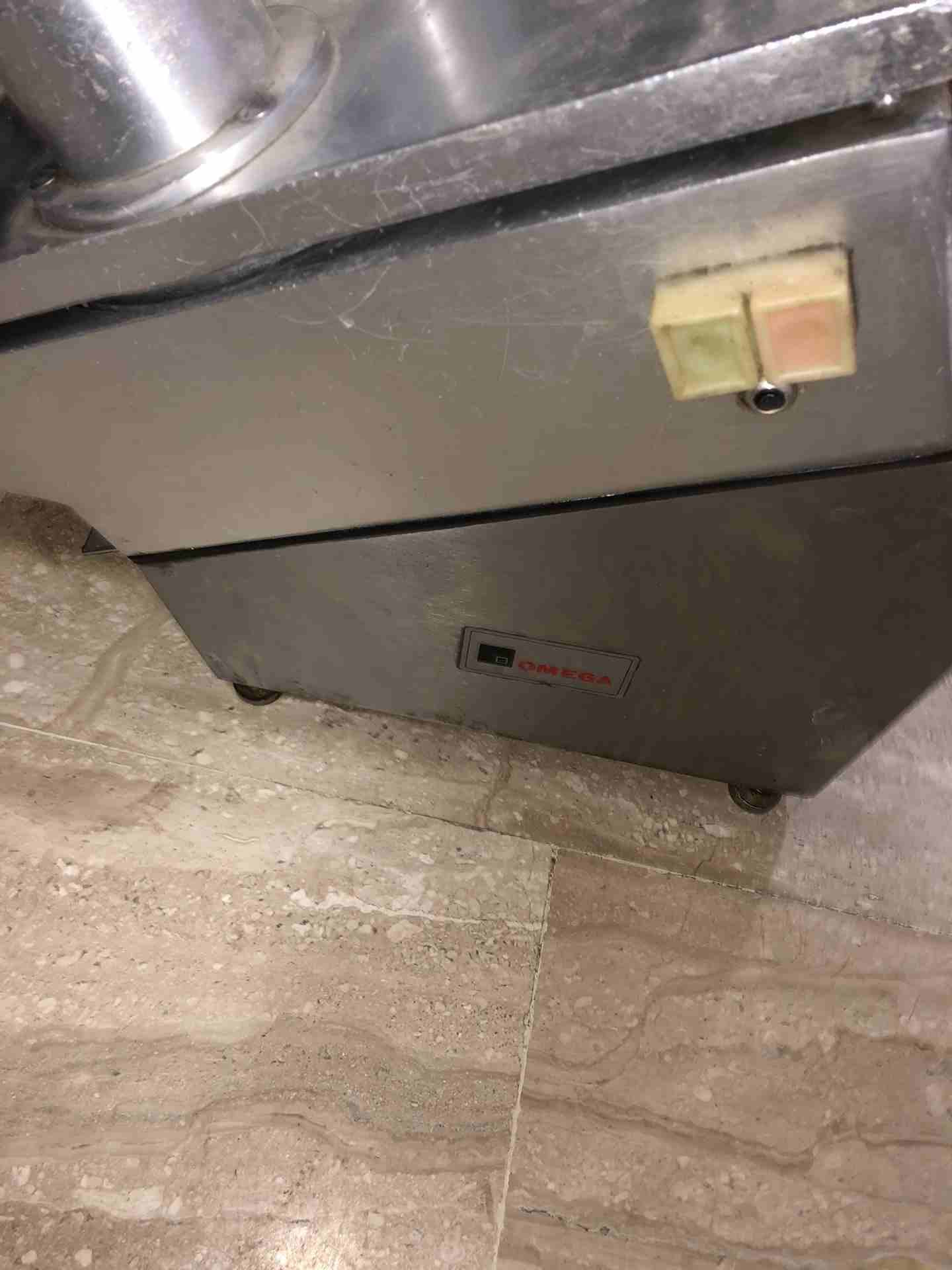 مبرشه جبنه بحاله جيده
لا تنسَ أنك شاهدت هذا الإعلان في عنكبوت
مبرشه جبنه تساعد على فرم الجبنه بشك...