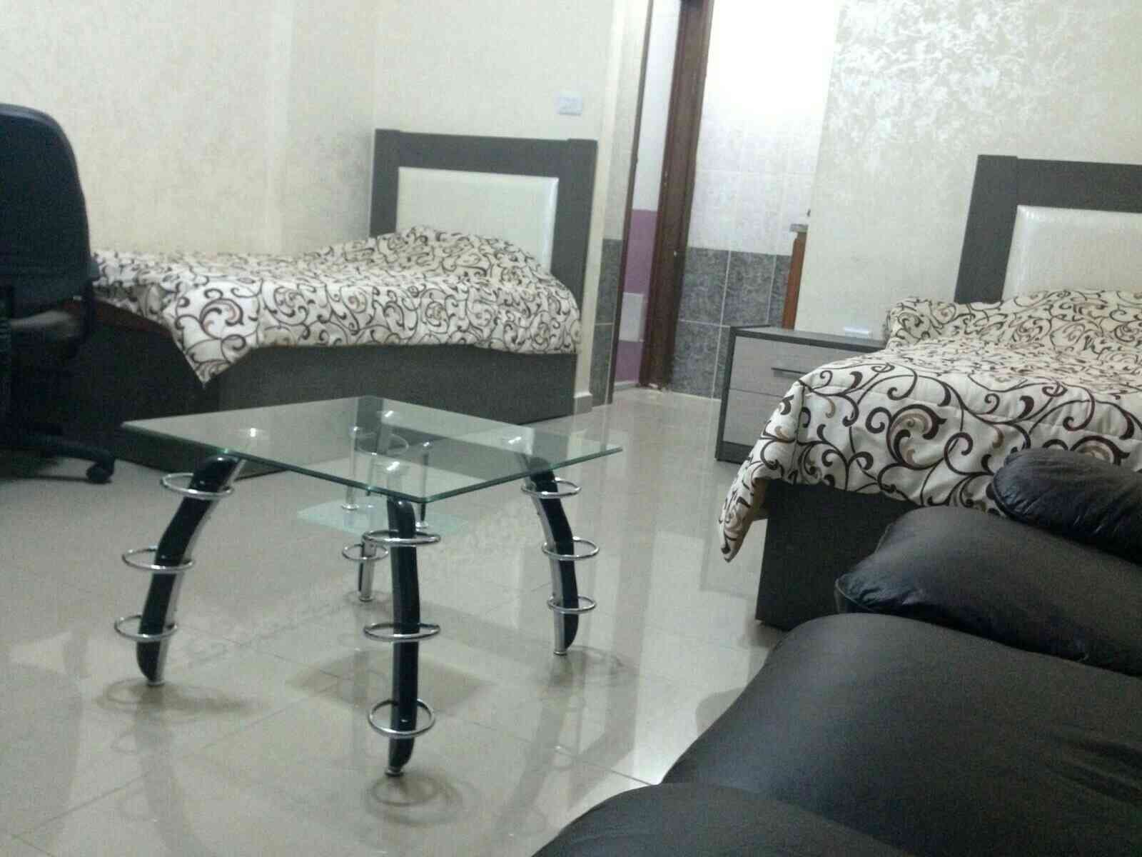 ستوديو مفروش فرش فاخر للايجار بجانب باصات فيلادلفيا الاسعار من 180~280
لا تنسَ أنك شاهدت هذا الإعلان في عنكبوت...