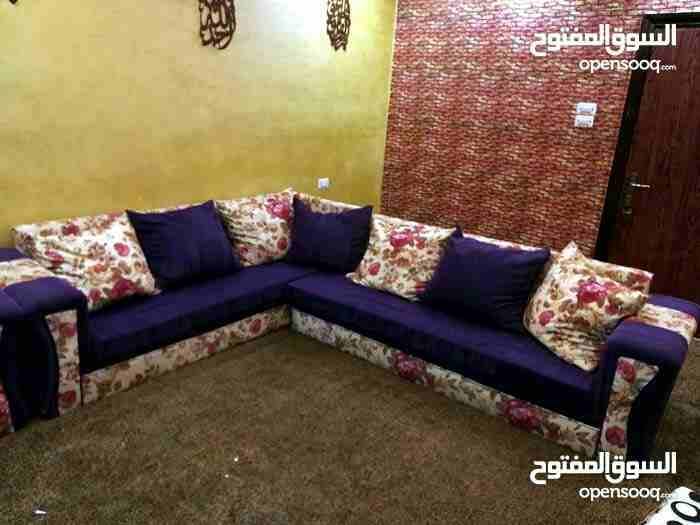 كورنر في حاله ممتازه
لا تنسَ أنك شاهدت هذا الإعلان في عنكبوت
مقاعد متحركه سهل الغسيل...