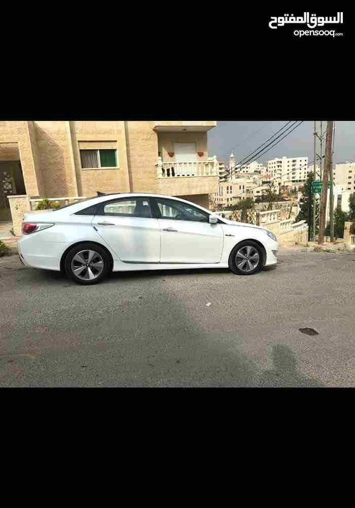 سوناتا 2012 فل بانورما للبيع
لا تنسَ أنك شاهدت هذا الإعلان في عنكبوت
سوناتا 2012 وارد امريكي ماتو...