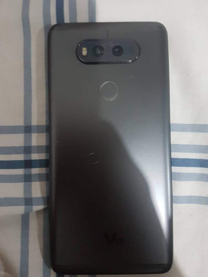 lg v20 سبرنت
لا تنسَ أنك شاهدت هذا الإعلان في عنكبوت
بحاله ممتازه
بده فك تشفير
اقزازه الكام...