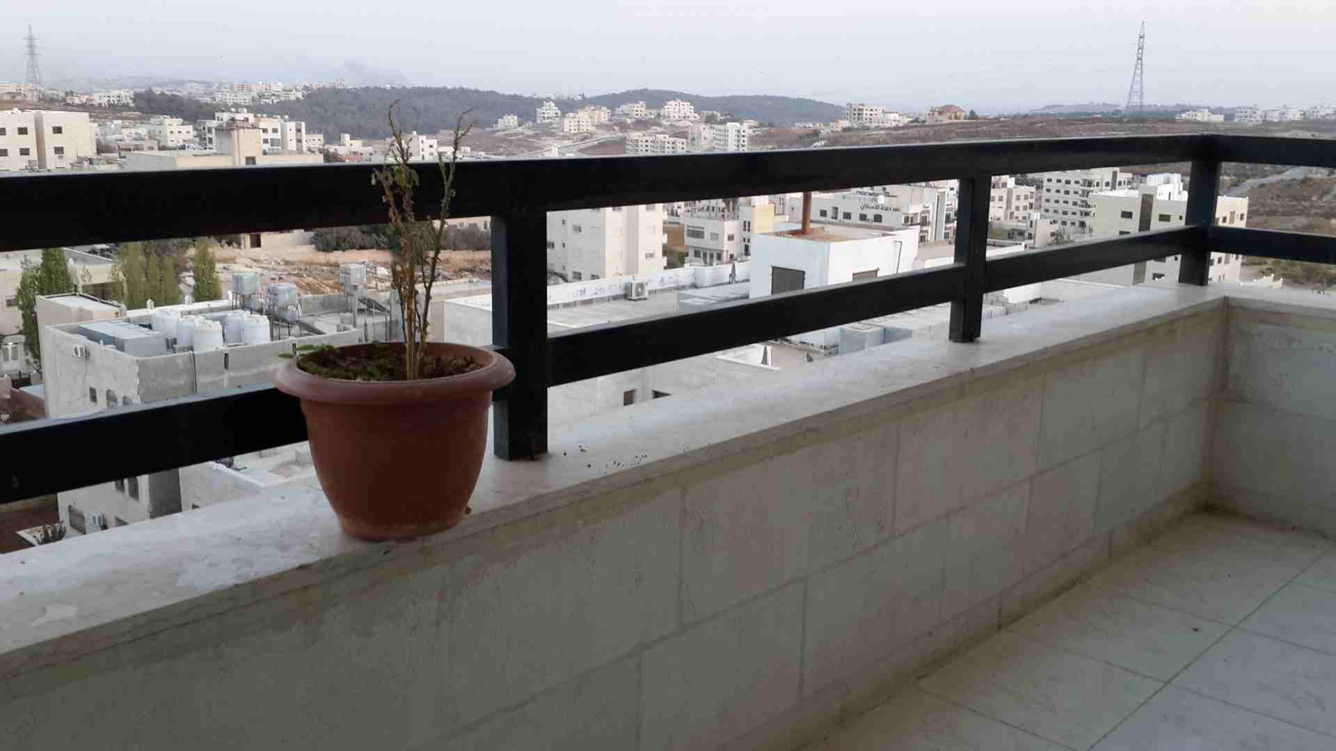 شقة فارغة للإيجار من المالك في مرج الحمام
لا تنسَ أنك شاهدت هذا الإعلان في عنكبوت
شقة مميزة فارغ...