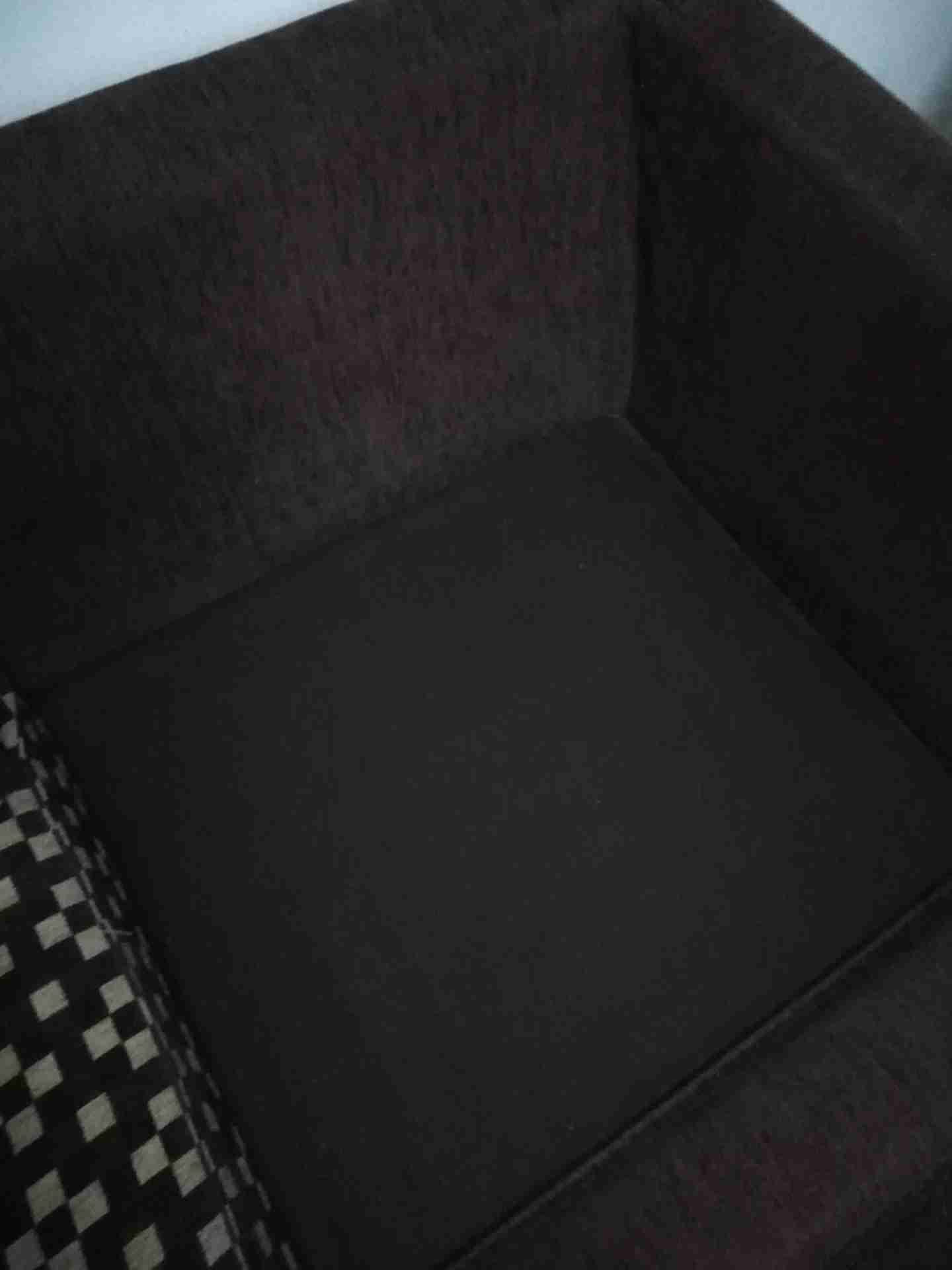 كنب لون بني مميز زان
لا تنسَ أنك شاهدت هذا الإعلان في عنكبوت
كنب لون بني مميز خشب زان ثقيل...