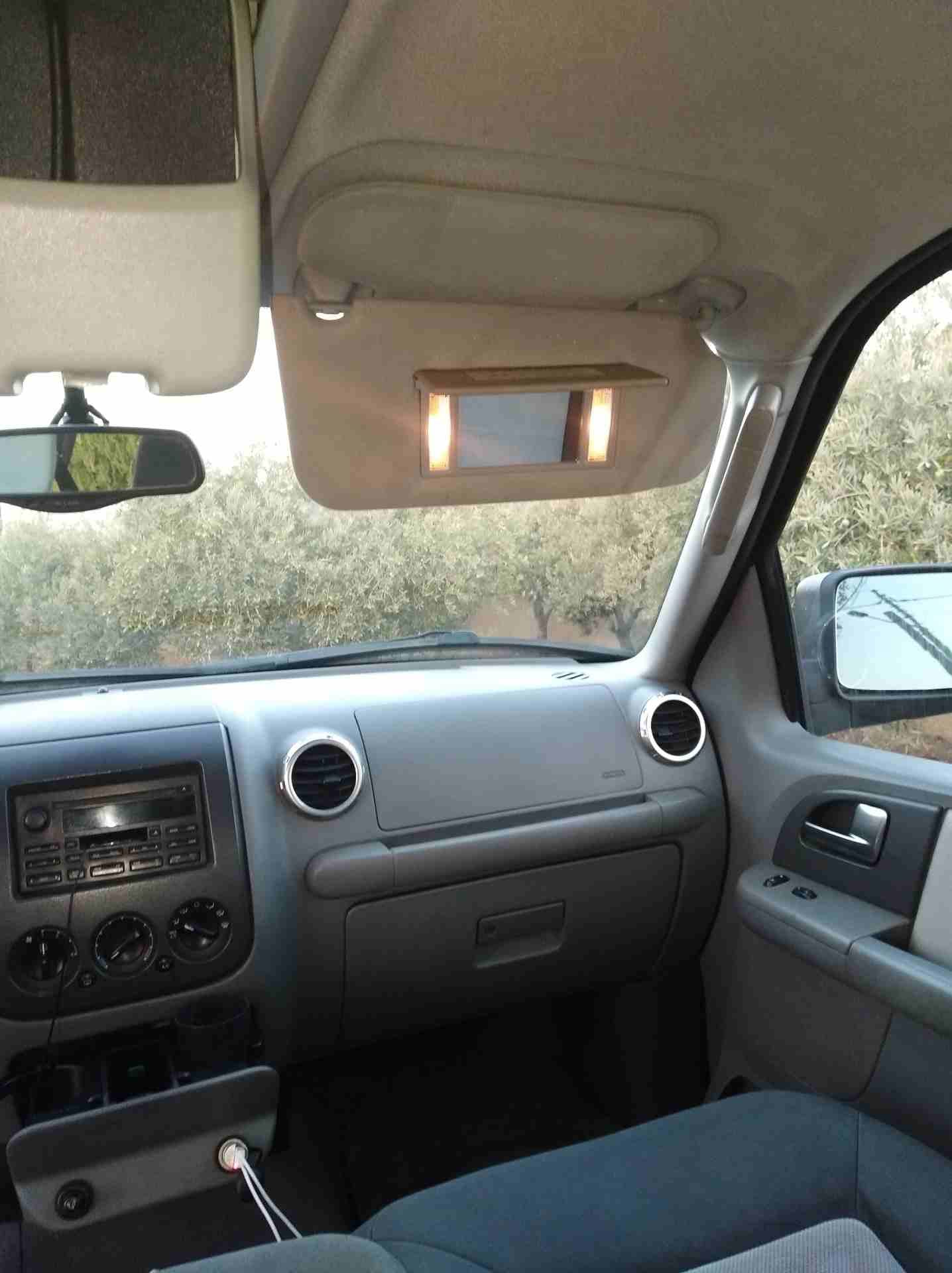 فورد اكسبيدشن موديل 2004 للبيع 0795449999
لا تنسَ أنك شاهدت هذا الإعلان في عنكبوت
سياره فورد اكسب...