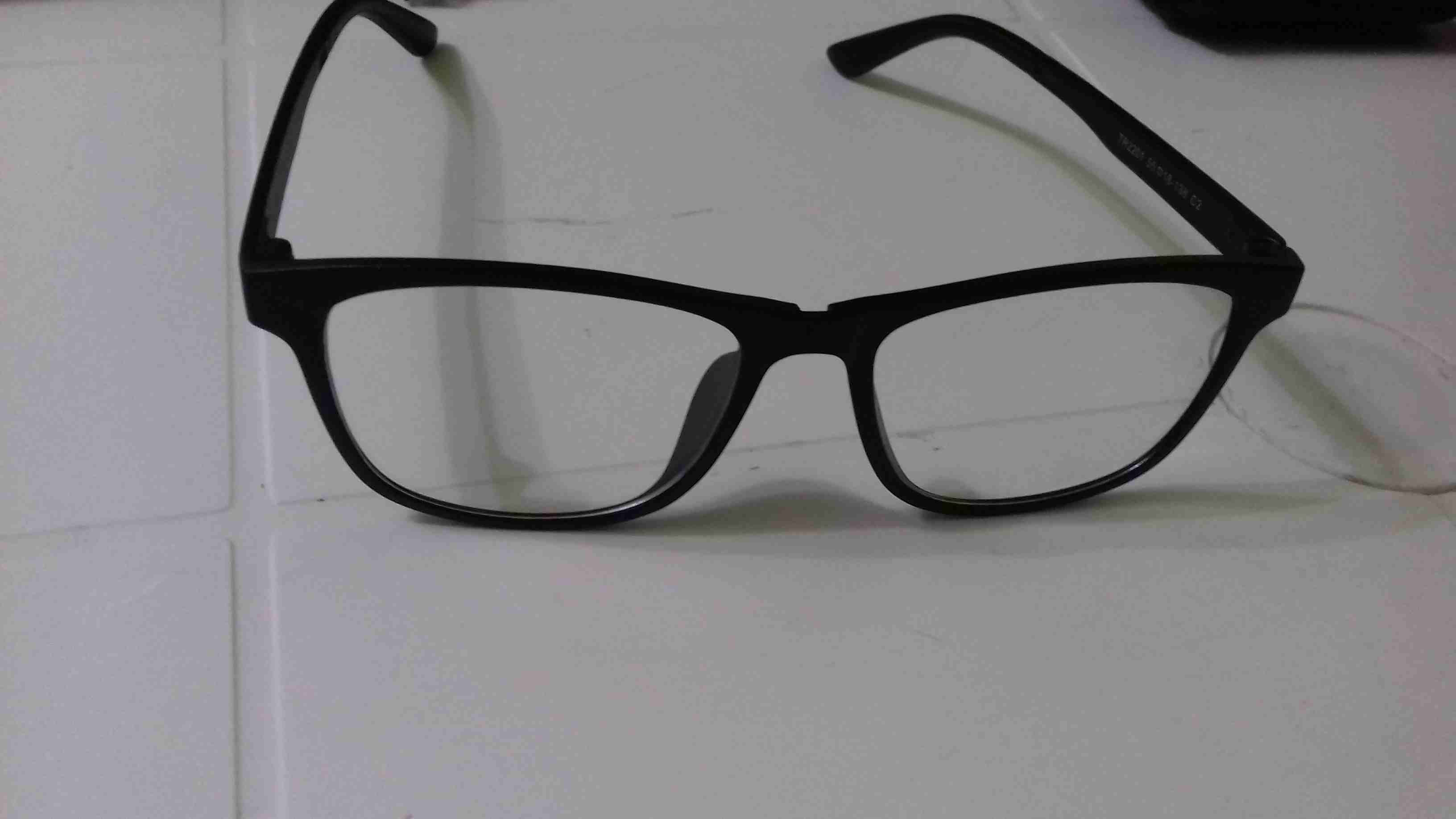 نظارة polarized احدث موديل 6 نظارات بنظارة وحدة
لا تنسَ أنك شاهدت هذا الإعلان في عنكبوت
نظارة pol...