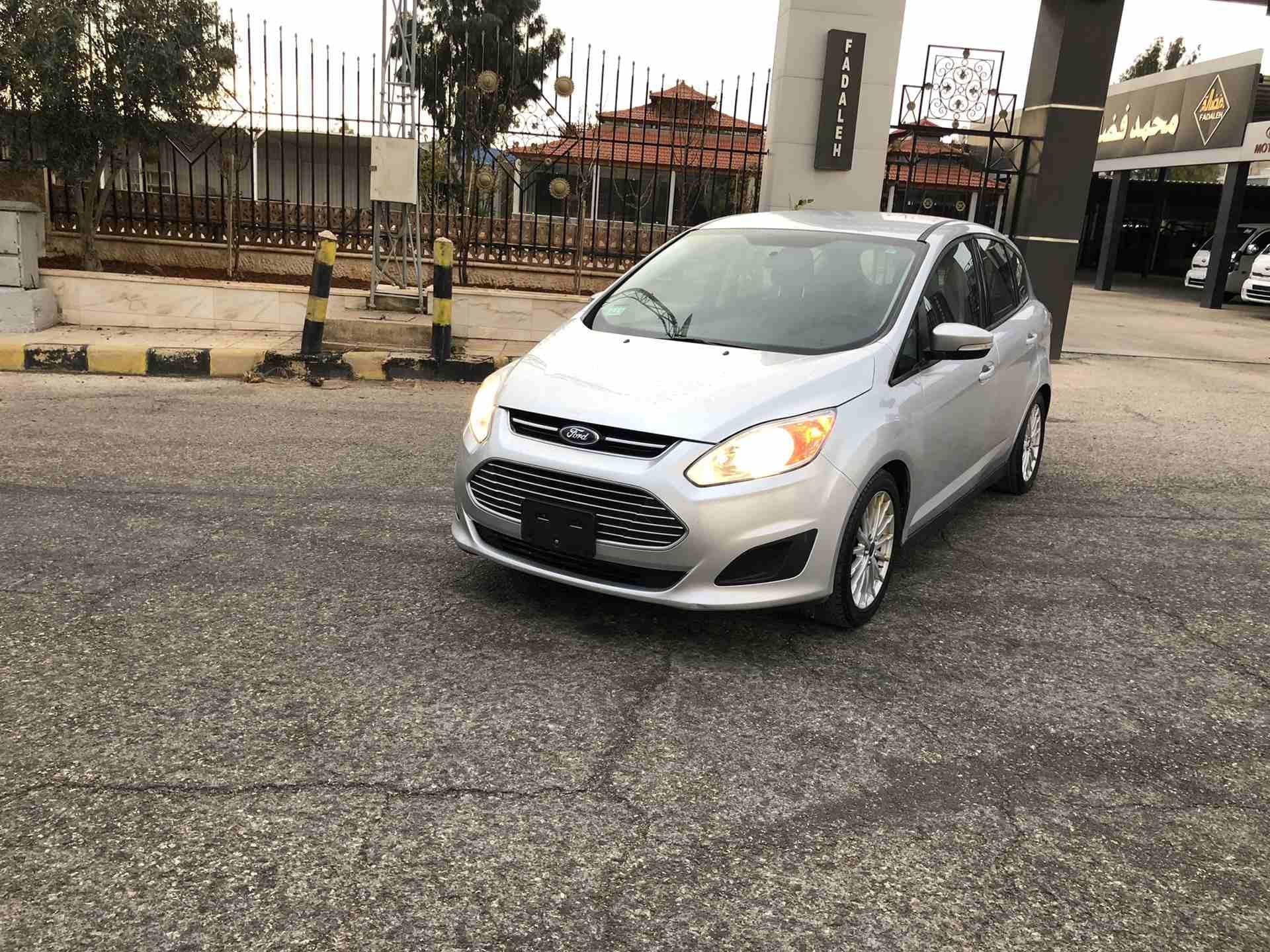 فور C-MAX2013للبيع
لا تنسَ أنك شاهدت هذا الإعلان في عنكبوت
فورد سي ماكس 2013للبيع بسعر مغري
لون...