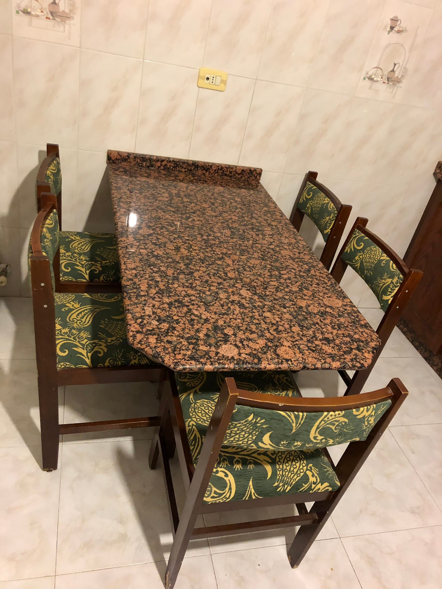 A Bathroom Furniture and Sets Used for sale directly from the owner
لا تنسَ أنك شاهدت هذا الإعلان في عنكبوت...