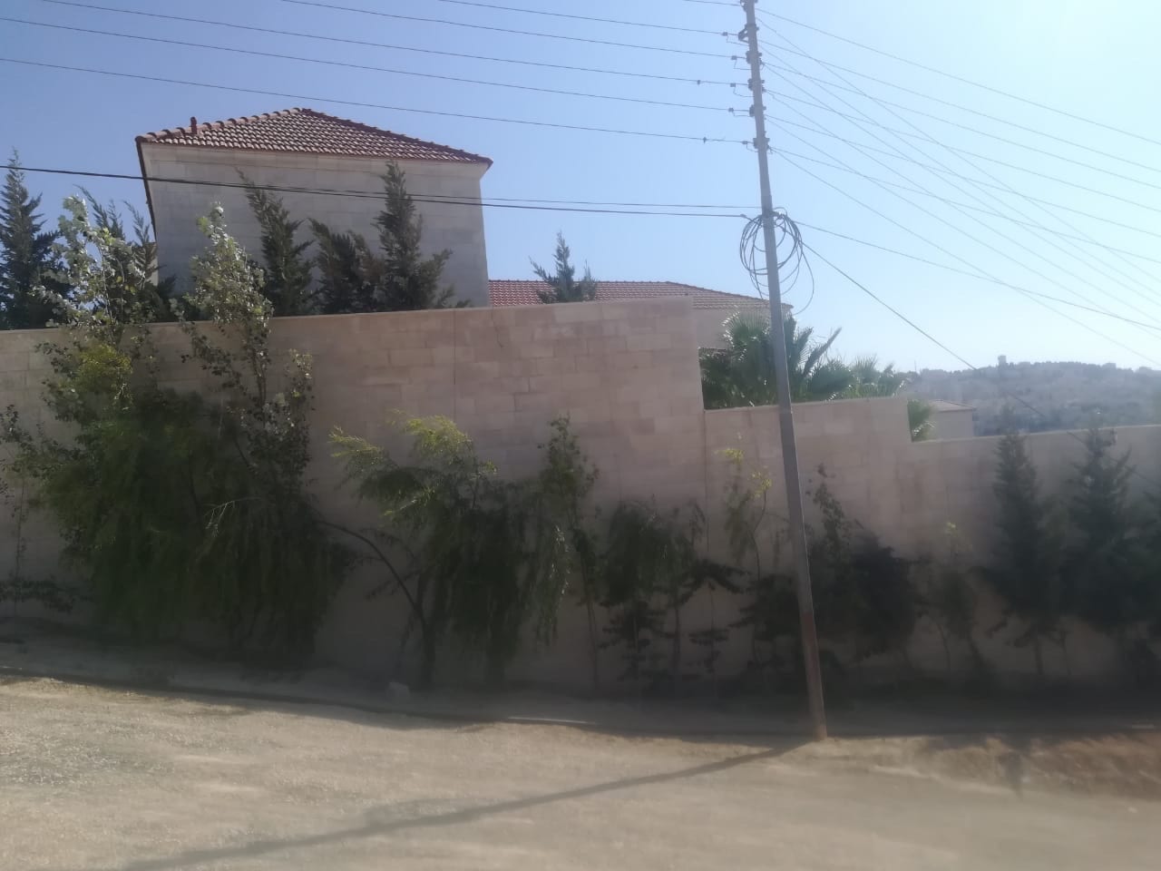 فيلا فخمه مع مسبح للبيع
لا تنسَ أنك شاهدت هذا الإعلان في عنكبوت
للبيع بداعي الاقامه خارج الار...