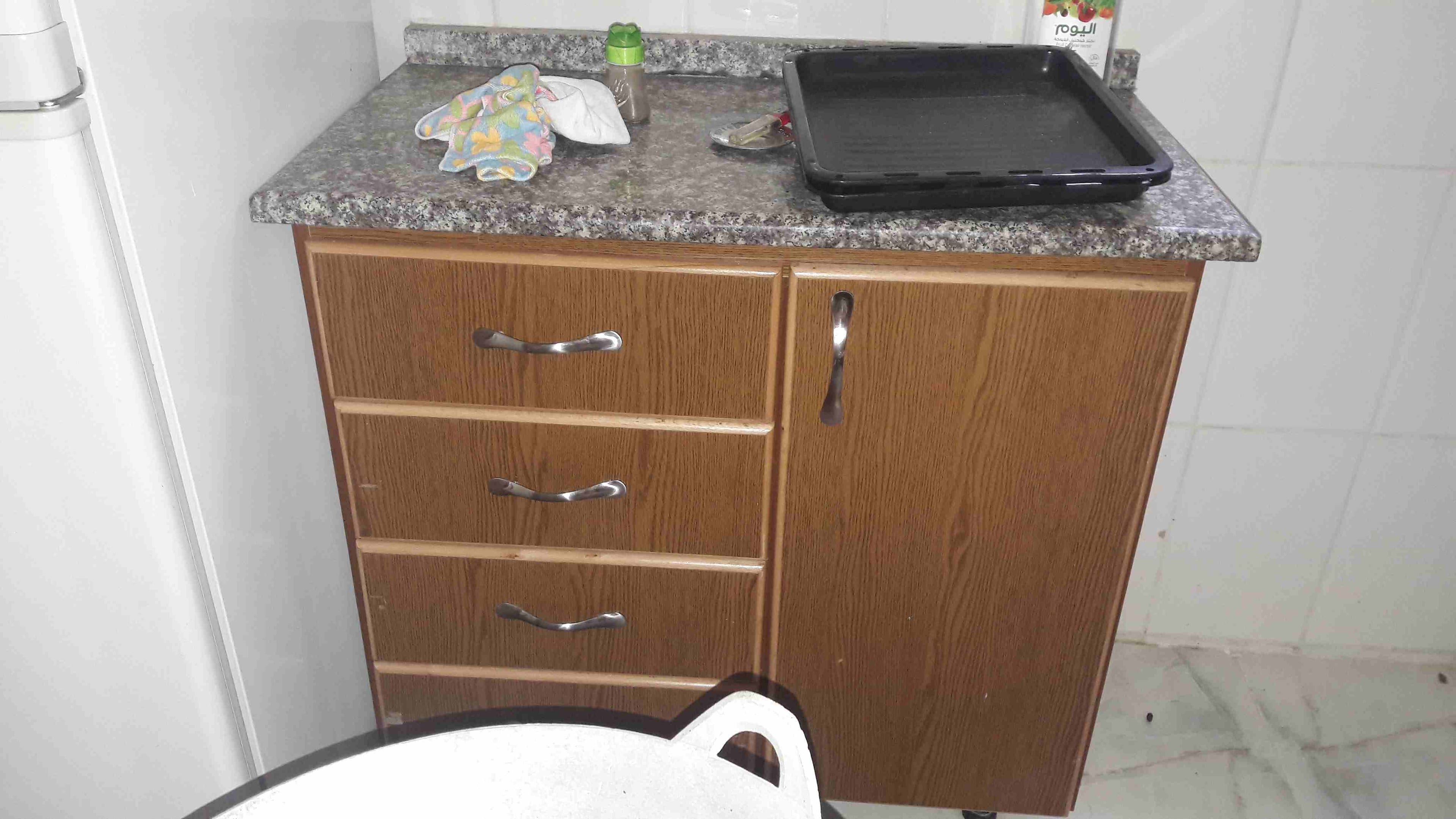 مطبخ خشب لاتيه
لا تنسَ أنك شاهدت هذا الإعلان في عنكبوت
للبيع كامل بحاله ممتازة للجادين فقط...