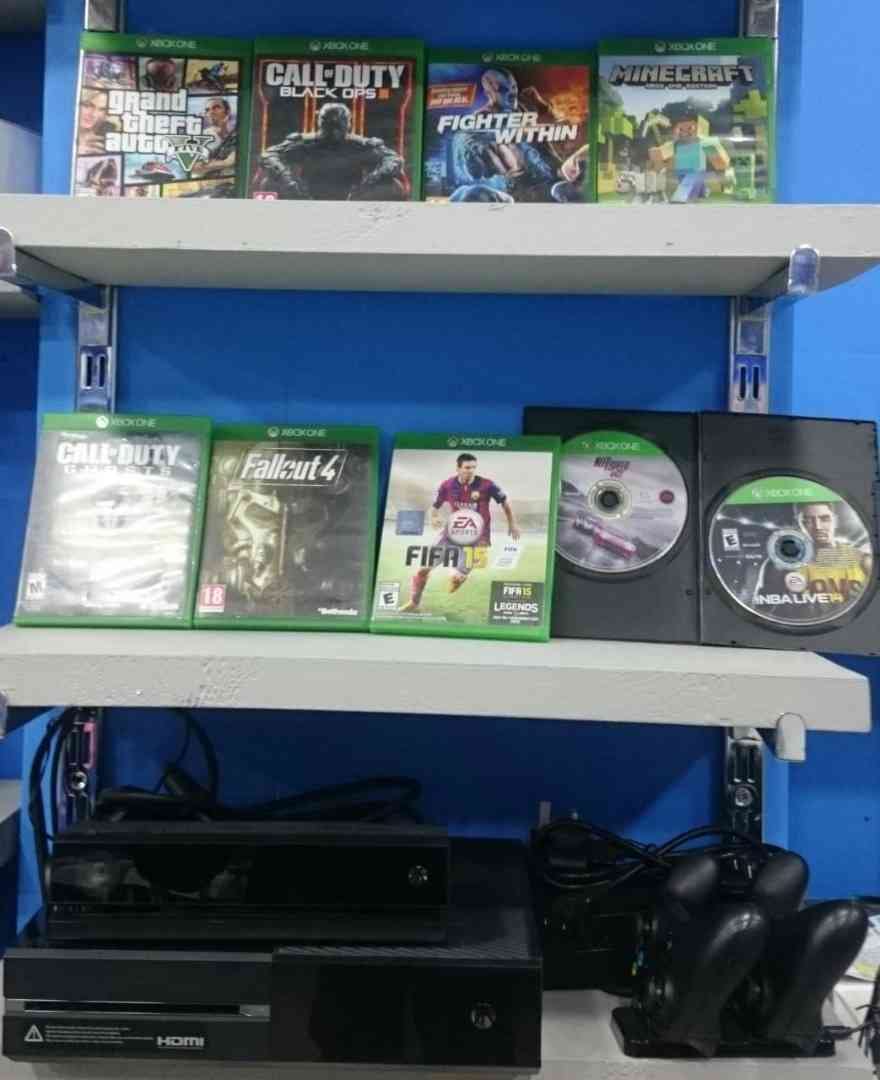 XBOX ONE مع 9 العاب
لا تنسَ أنك شاهدت هذا الإعلان في عنكبوت
جهاز 500 جيجا مع ايد عدد 2 مع كام...