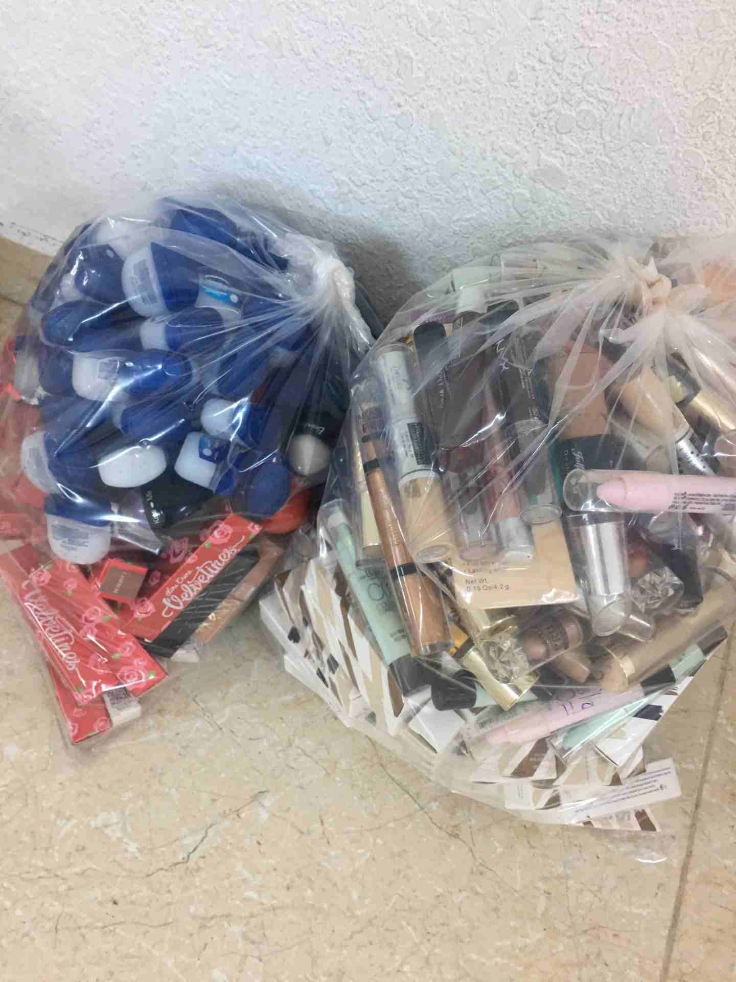 شررررررررروه 4200 قطعه بسعر محرررررروق
لا تنسَ أنك شاهدت هذا الإعلان في عنكبوت
شروه بسسسسسسسعر مح...