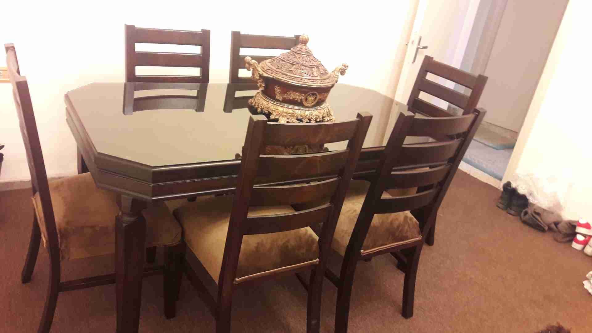 طاولة سفرة 6 كراسي موديلات حديثة (مشغل)
لا تنسَ أنك شاهدت هذا الإعلان في عنكبوت
ولات سفرة لات...