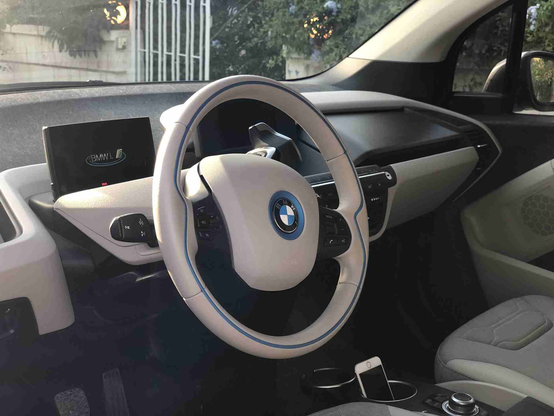 BMW i3 2014 لـعـشـاق الـفـخـامـة
لا تنسَ أنك شاهدت هذا الإعلان في عنكبوت
لعشاق الفخامة والتوفير م...