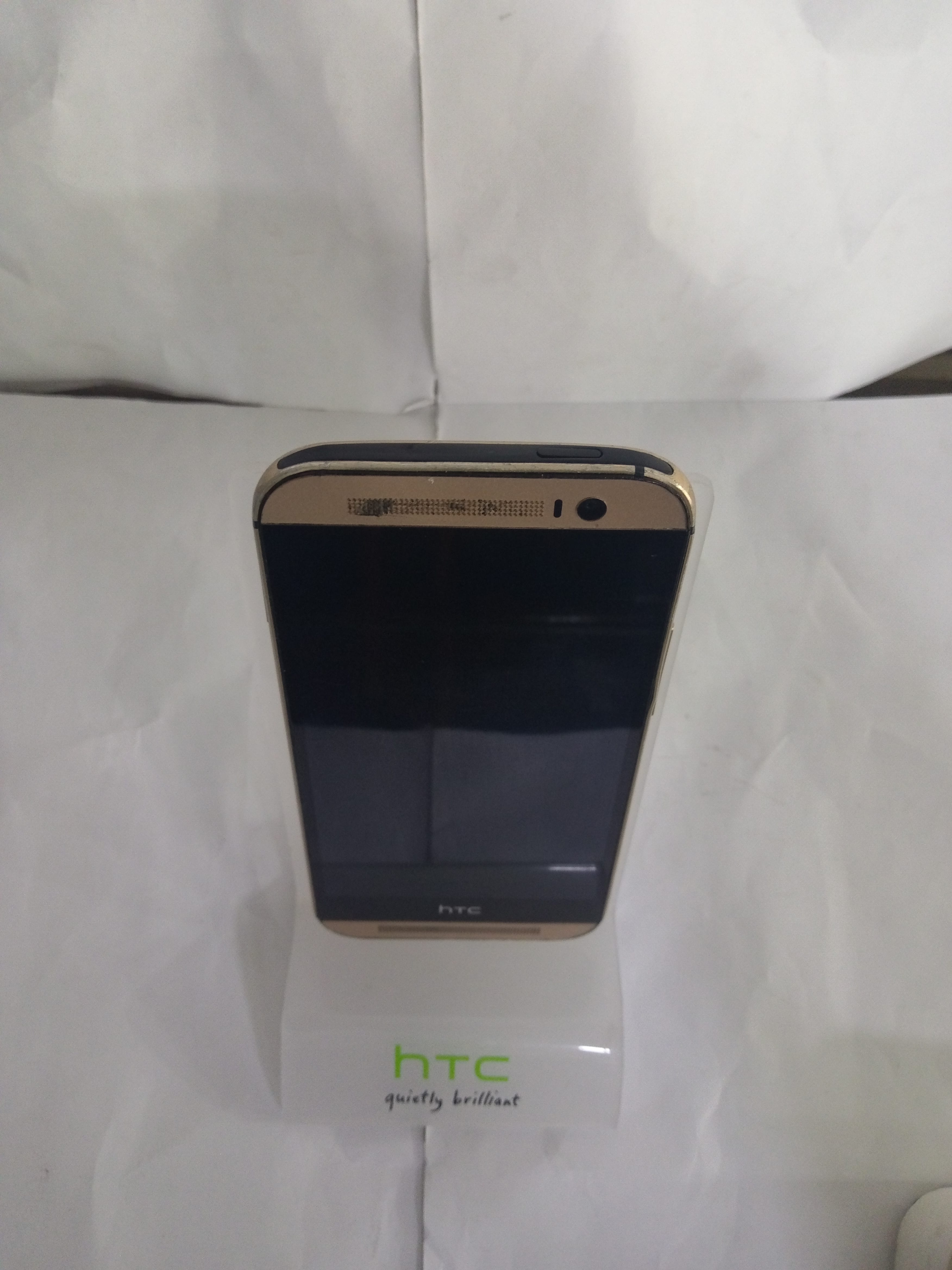 اتش تي سي وان ام 8 ذهبي للبيع
لا تنسَ أنك شاهدت هذا الإعلان في عنكبوت
HTC ONE M8 Gold 4G 16Gb...