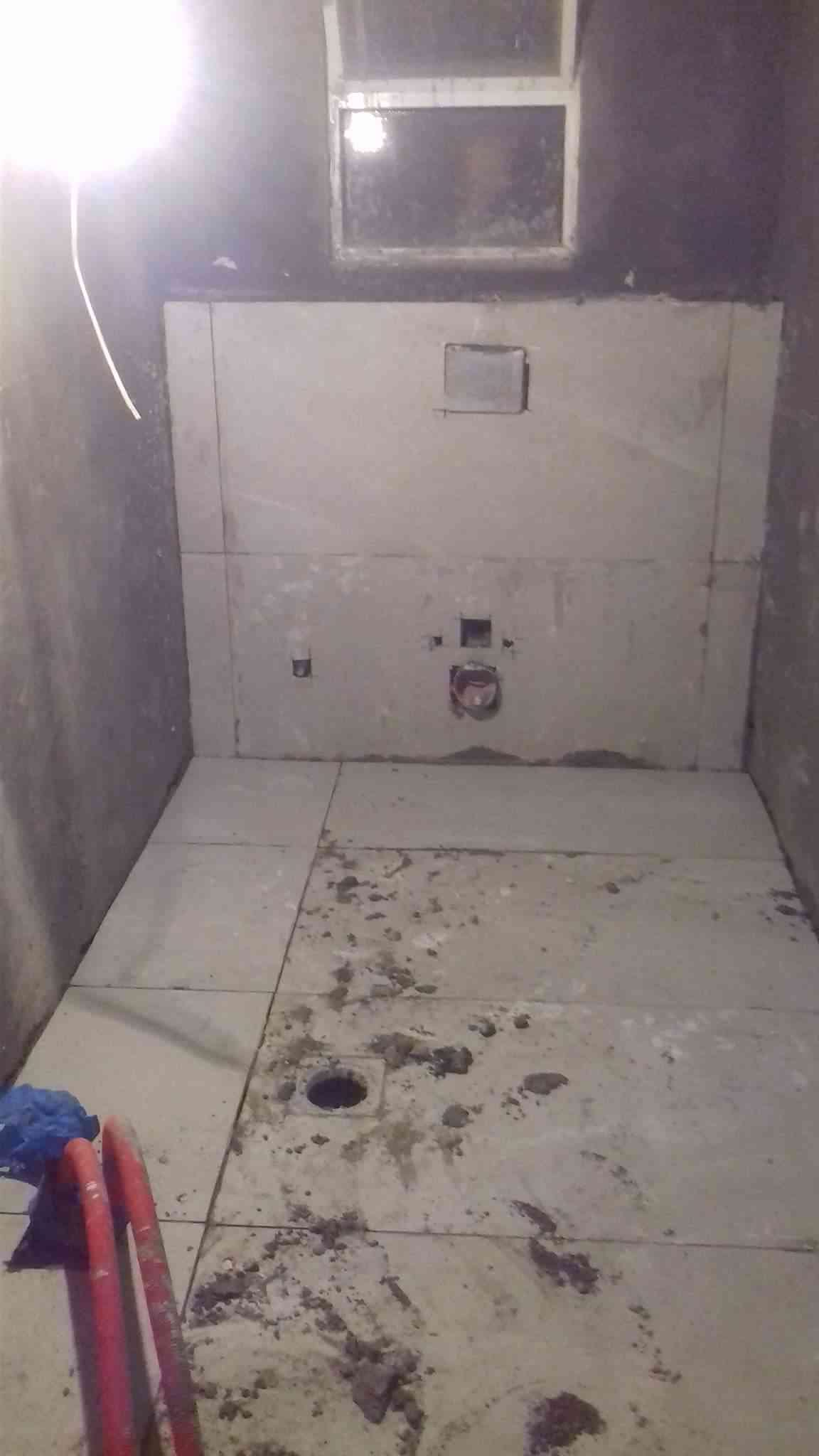 معلم بلاط طينه ولاسق ومعلم شحف بشتغل بليوميه 35دينارهاتف 0795613892
لا تنسَ أنك شاهدت هذا الإعلان في عنكبوت...