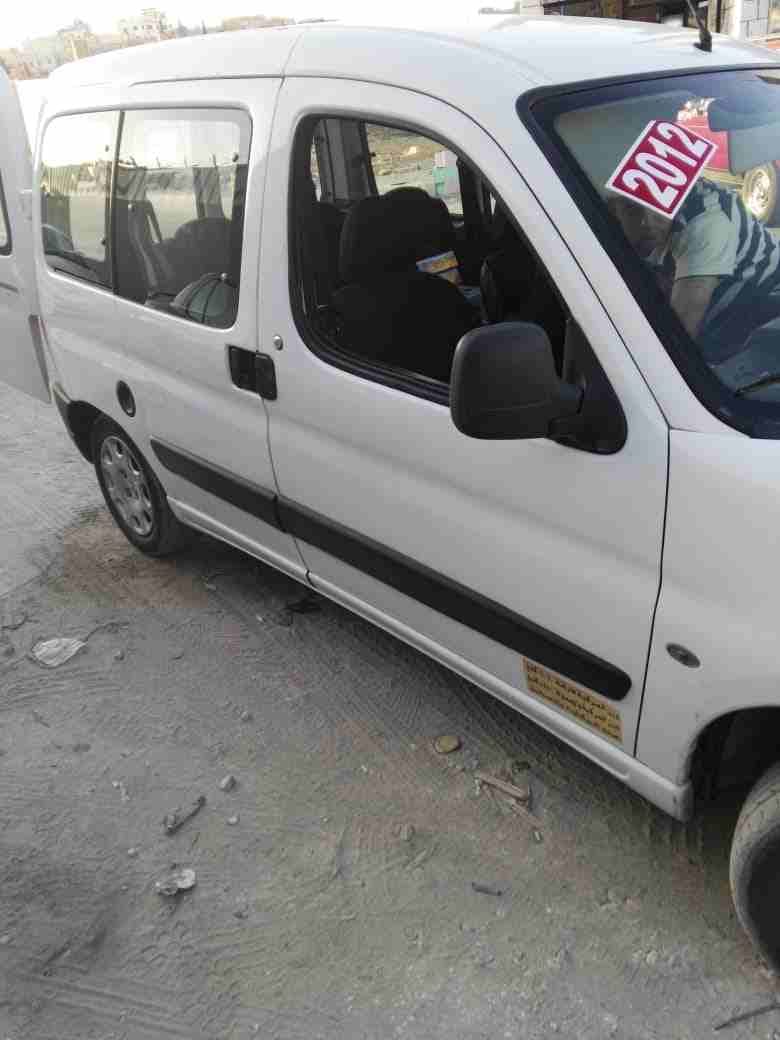 بيجو بارتنر ركاب للبيع
لا تنسَ أنك شاهدت هذا الإعلان في عنكبوت
بيجو بارتنر ركاب 5 كراسي
ممكن طوي...